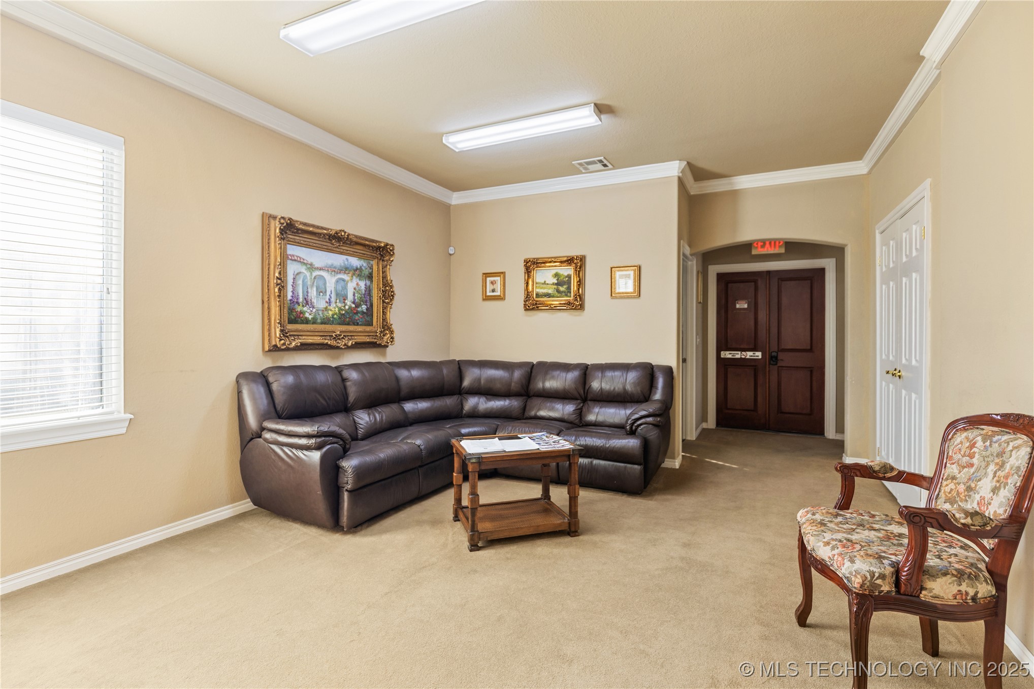 1501 W Main Street Property Photo 5