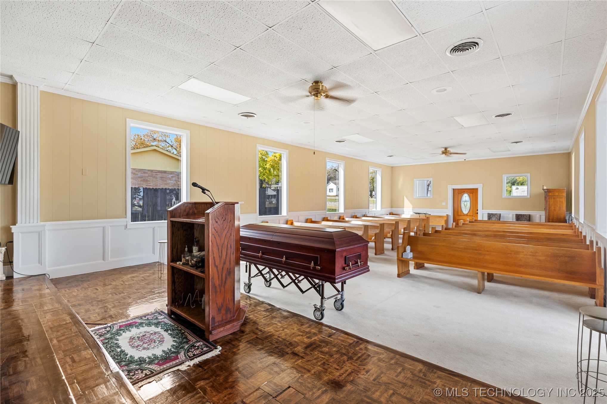 1501 W Main Street Property Photo 7