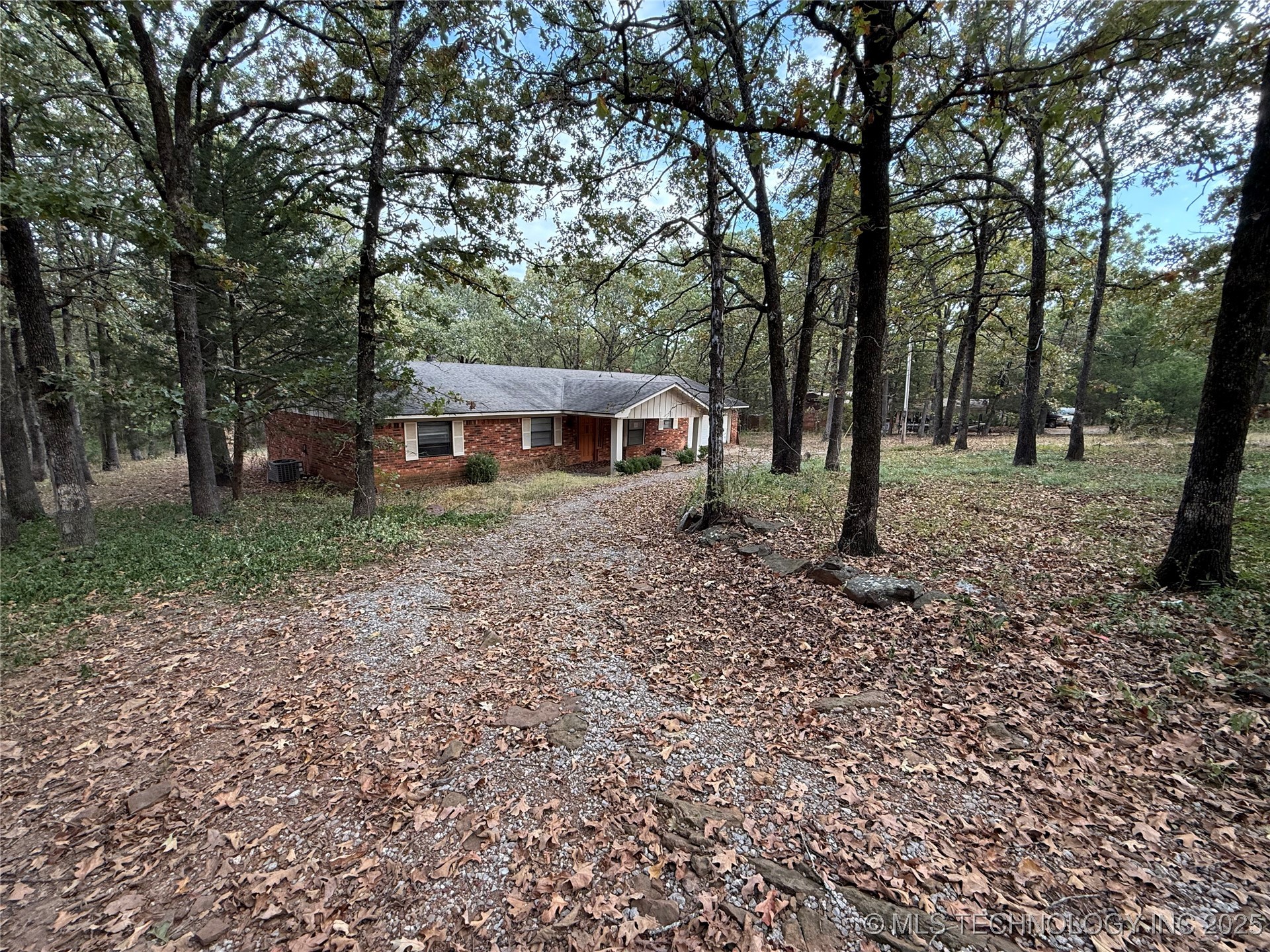 2410 S 77th Street East Property Photo 2