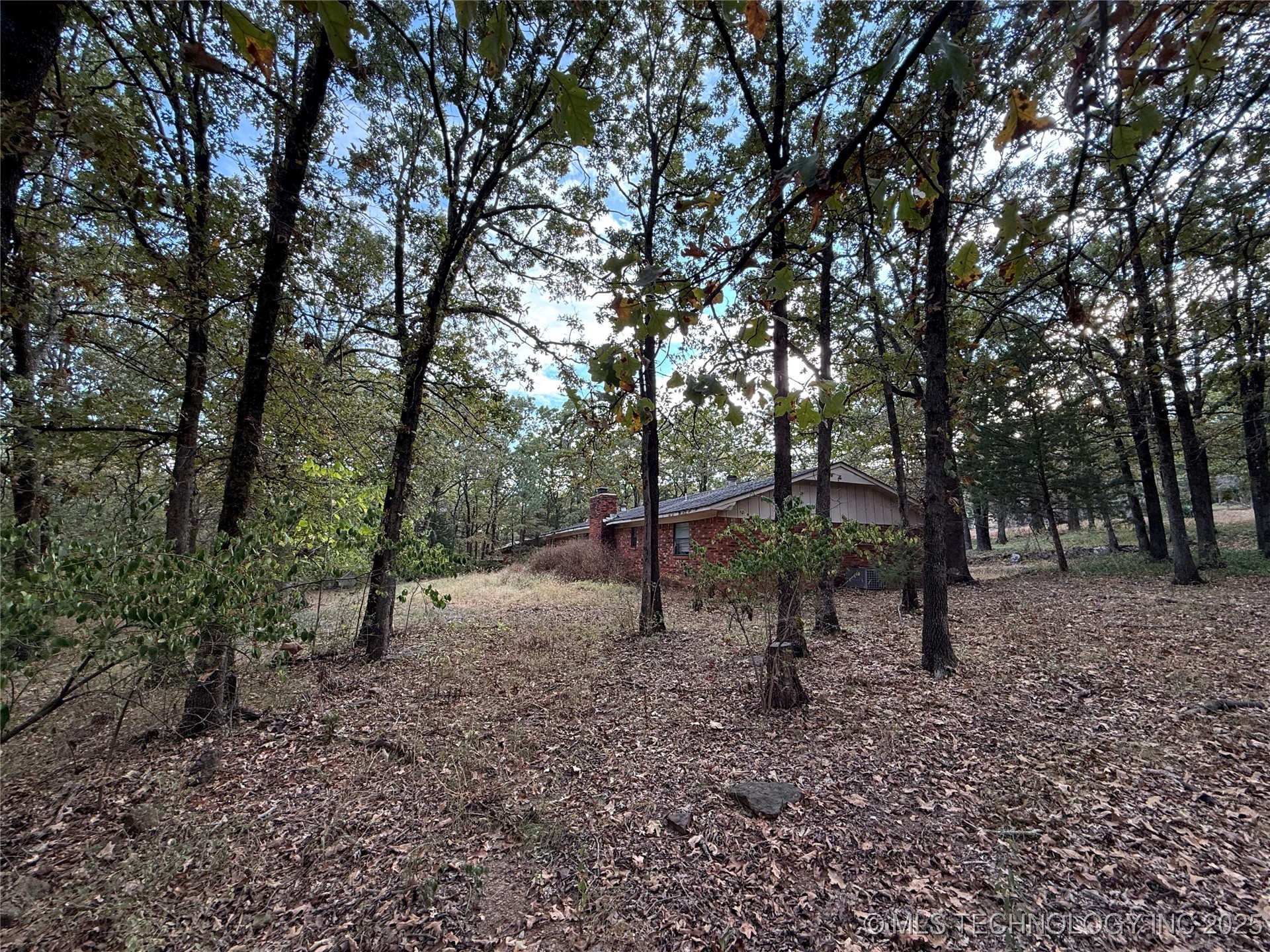 2410 S 77th Street East Property Photo 3