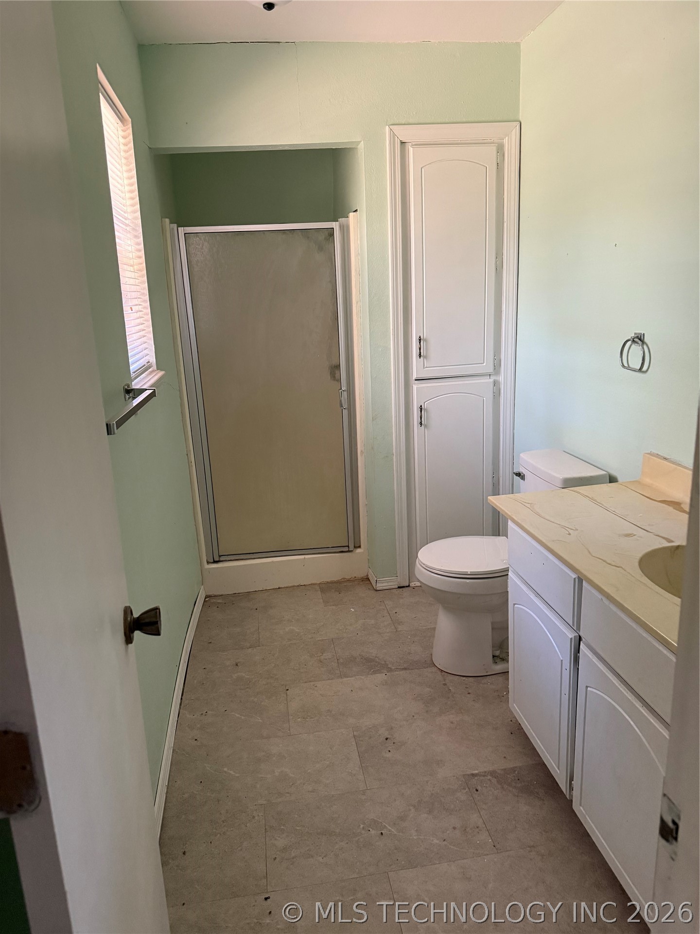 2410 S 77th Street East Property Photo 16