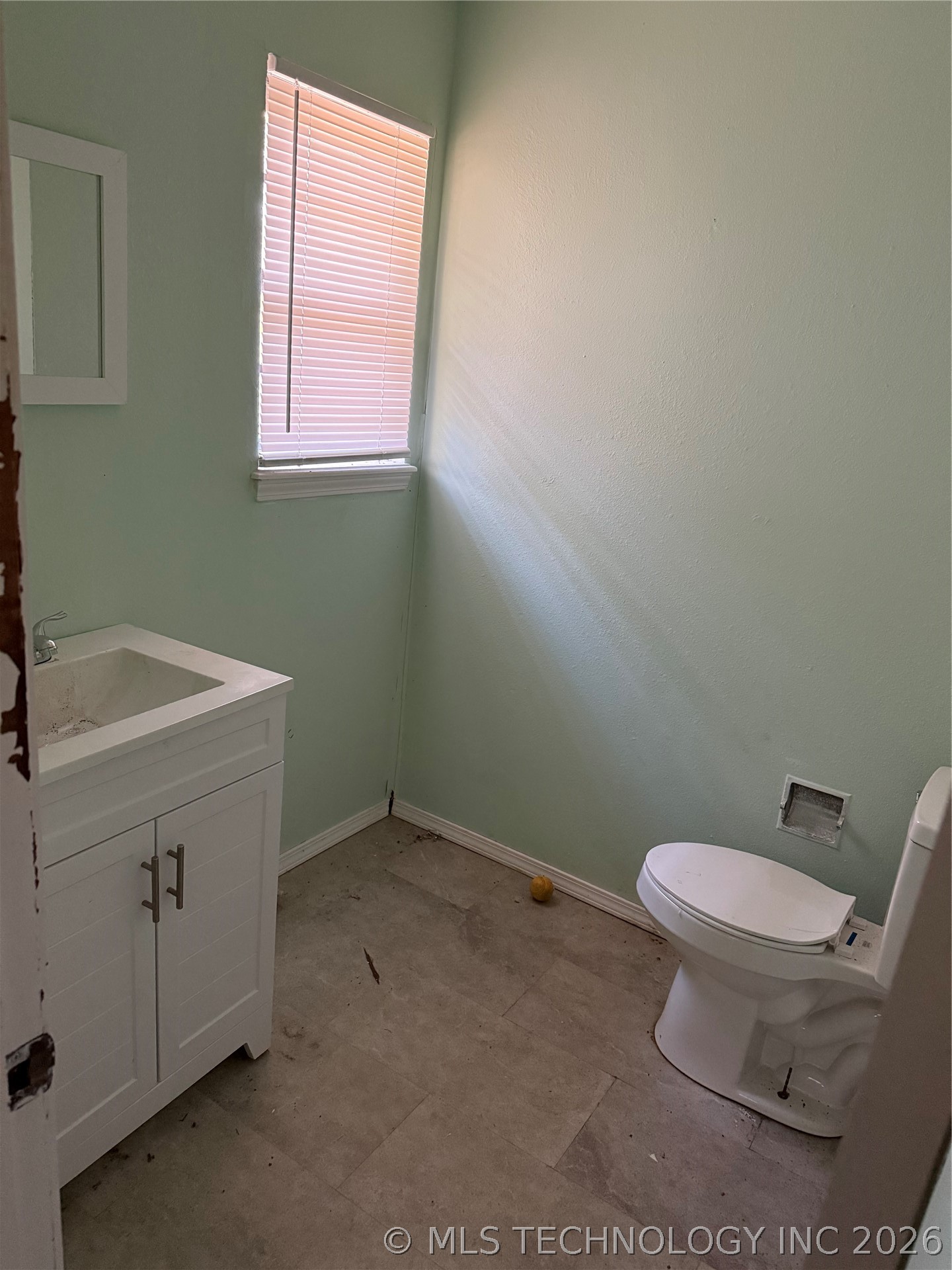 2410 S 77th Street East Property Photo 17