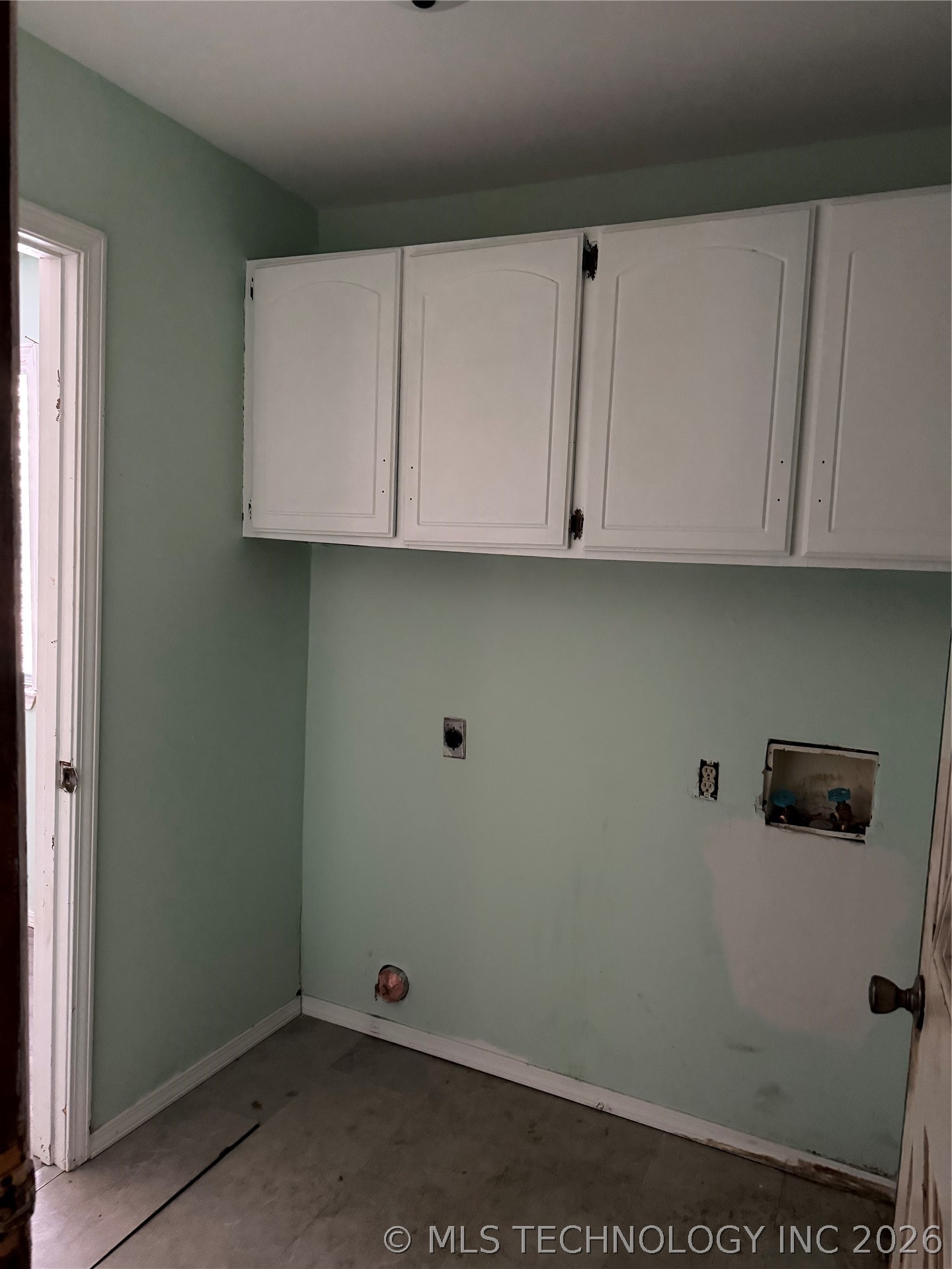 2410 S 77th Street East Property Photo 18