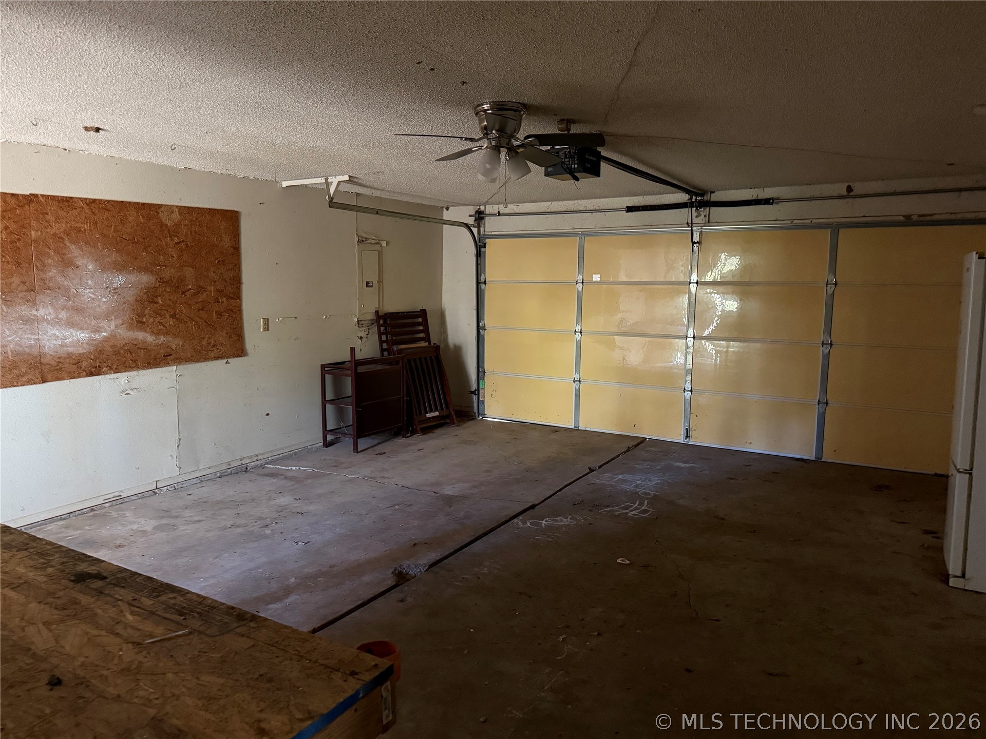 2410 S 77th Street East Property Photo 19