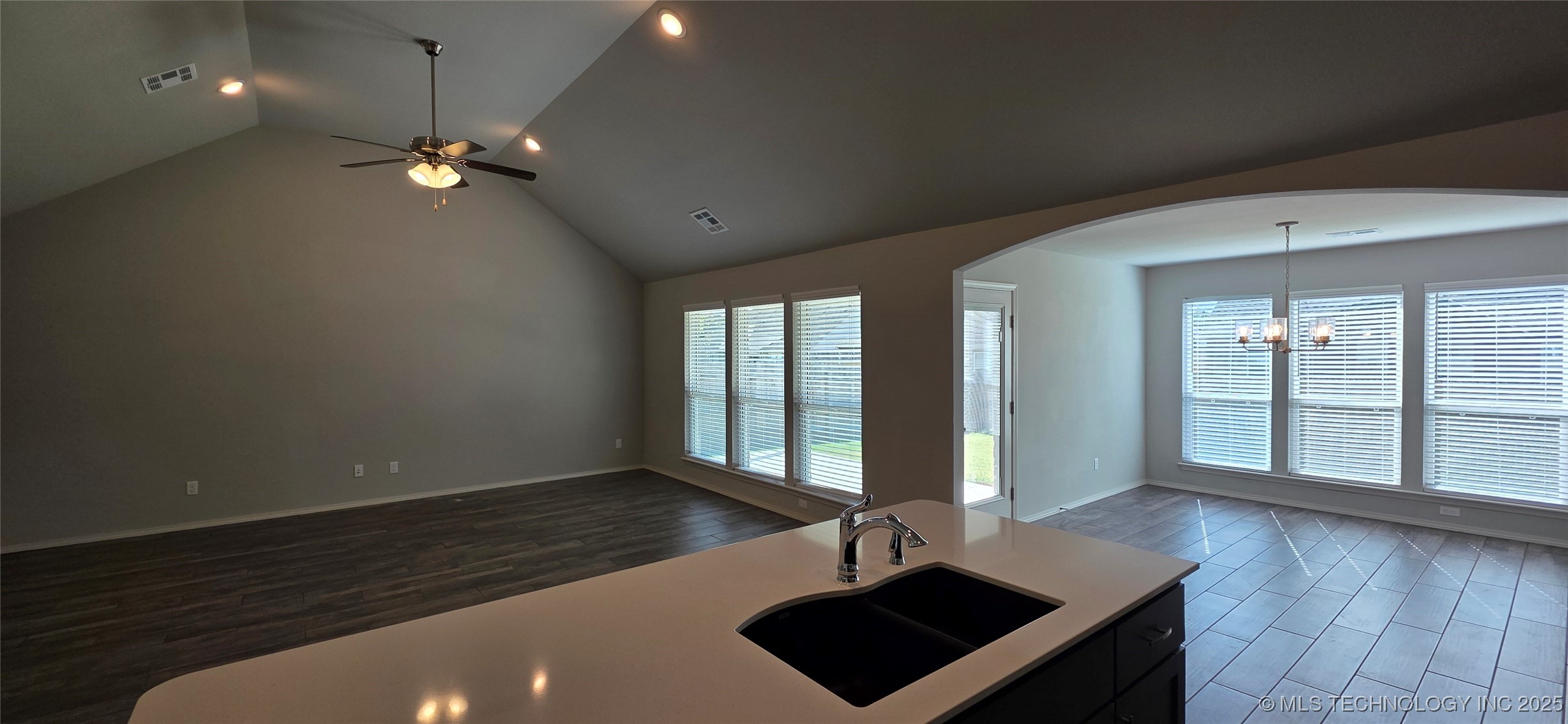 1419 E South Park Place Property Photo 14