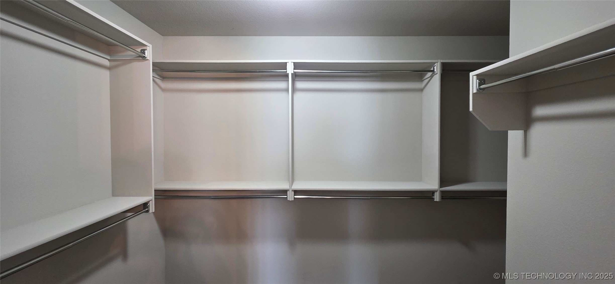 1419 E South Park Place Property Photo 24