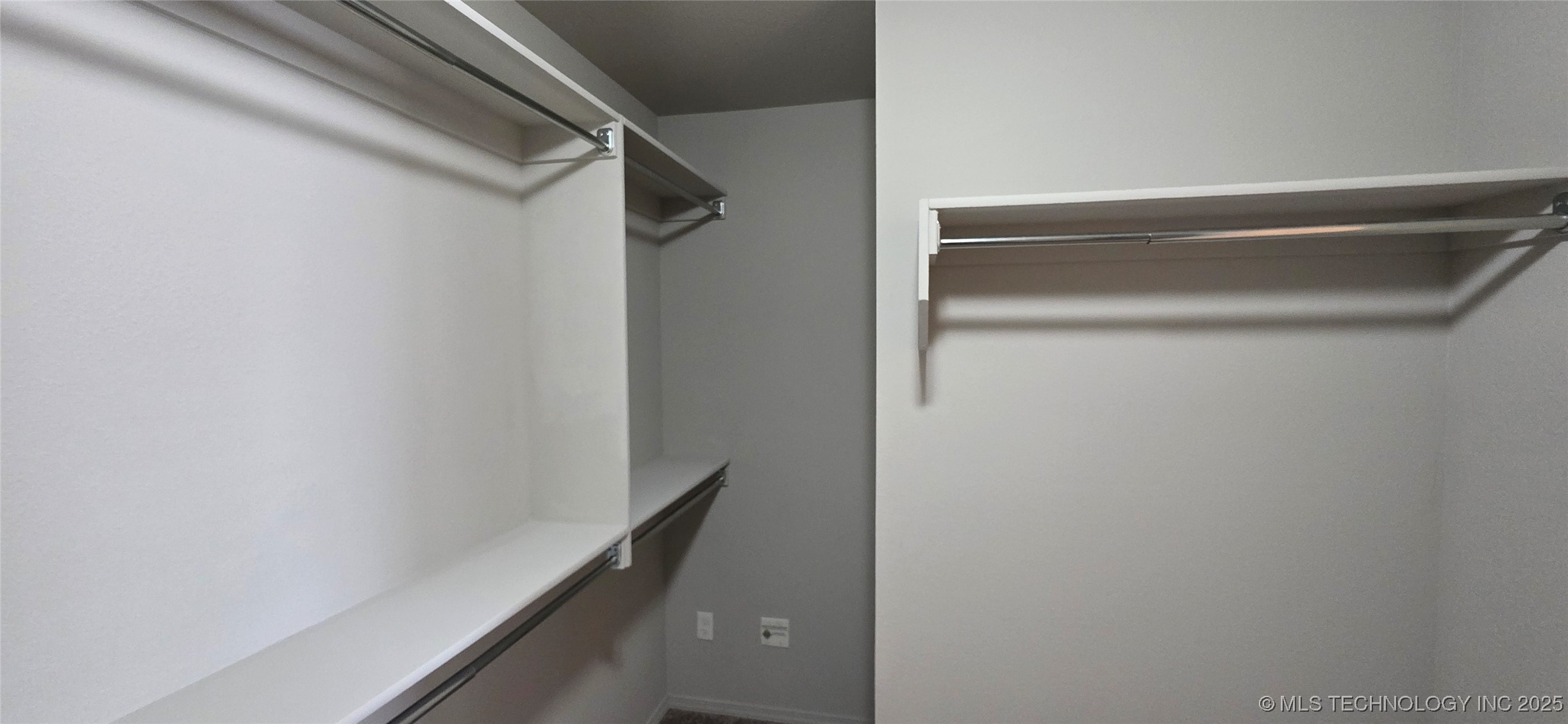 1419 E South Park Place Property Photo 25