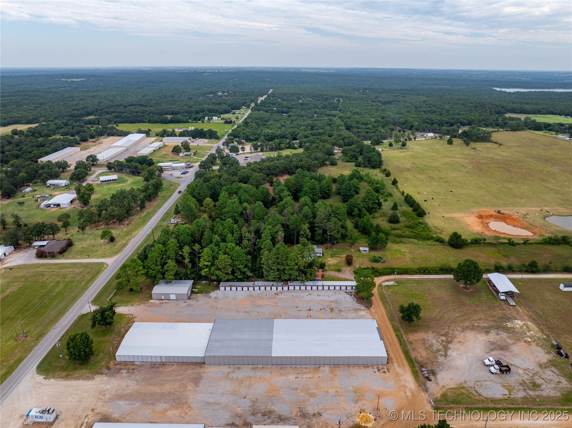 001 Enos Road Property Photo 6