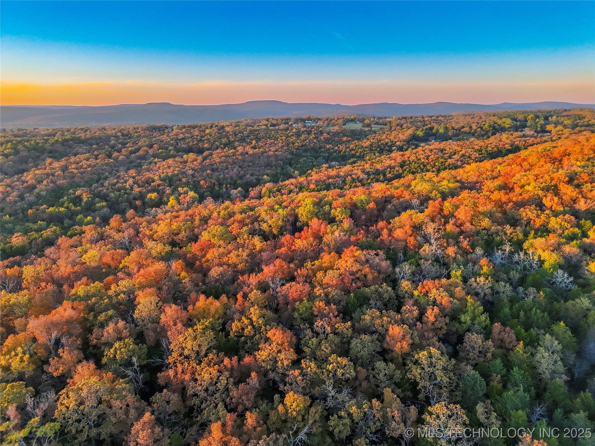 4 E 1000 Road Property Photo 11