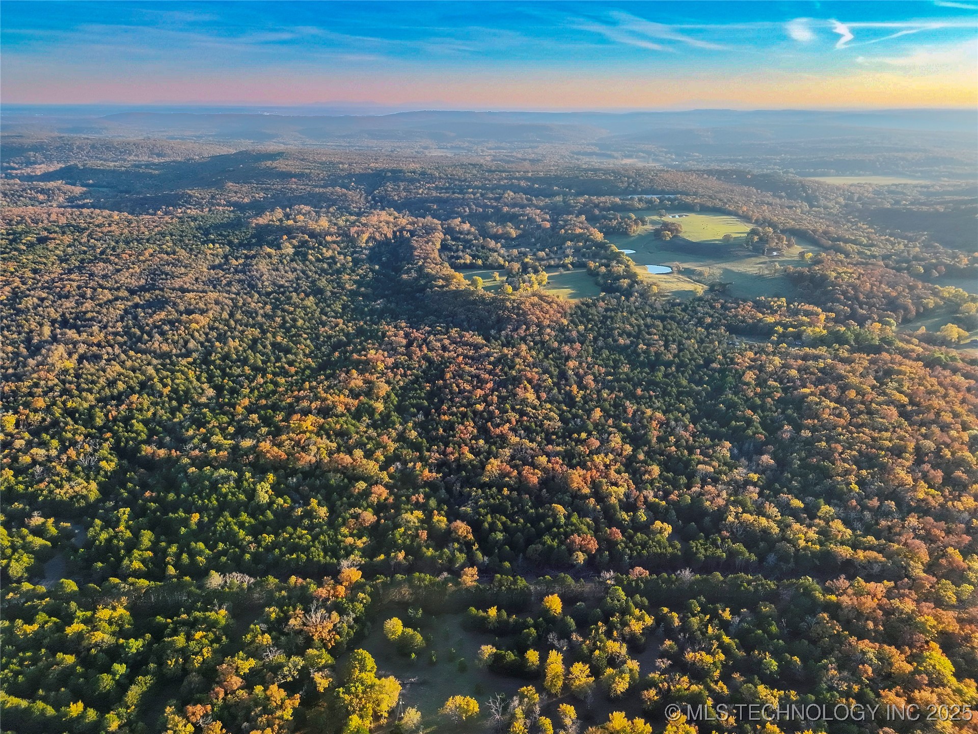 4 E 1000 Road Property Photo 13