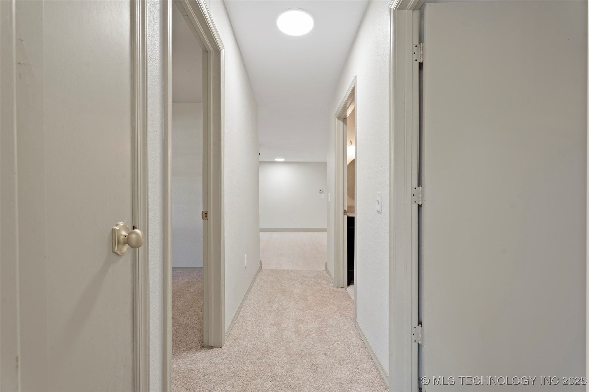 7 N Ora Street Property Photo 24