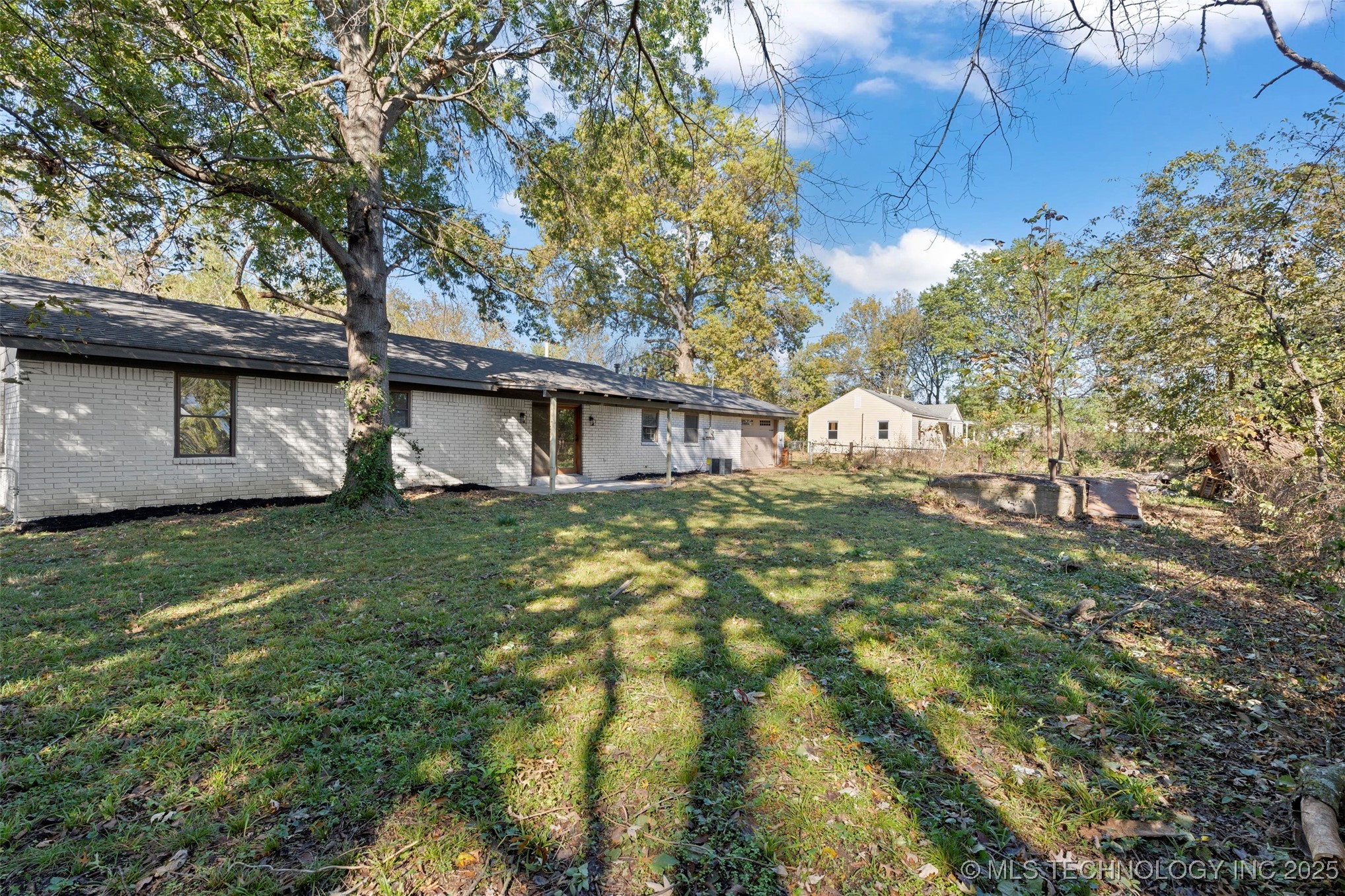 7 N Ora Street Property Photo 29