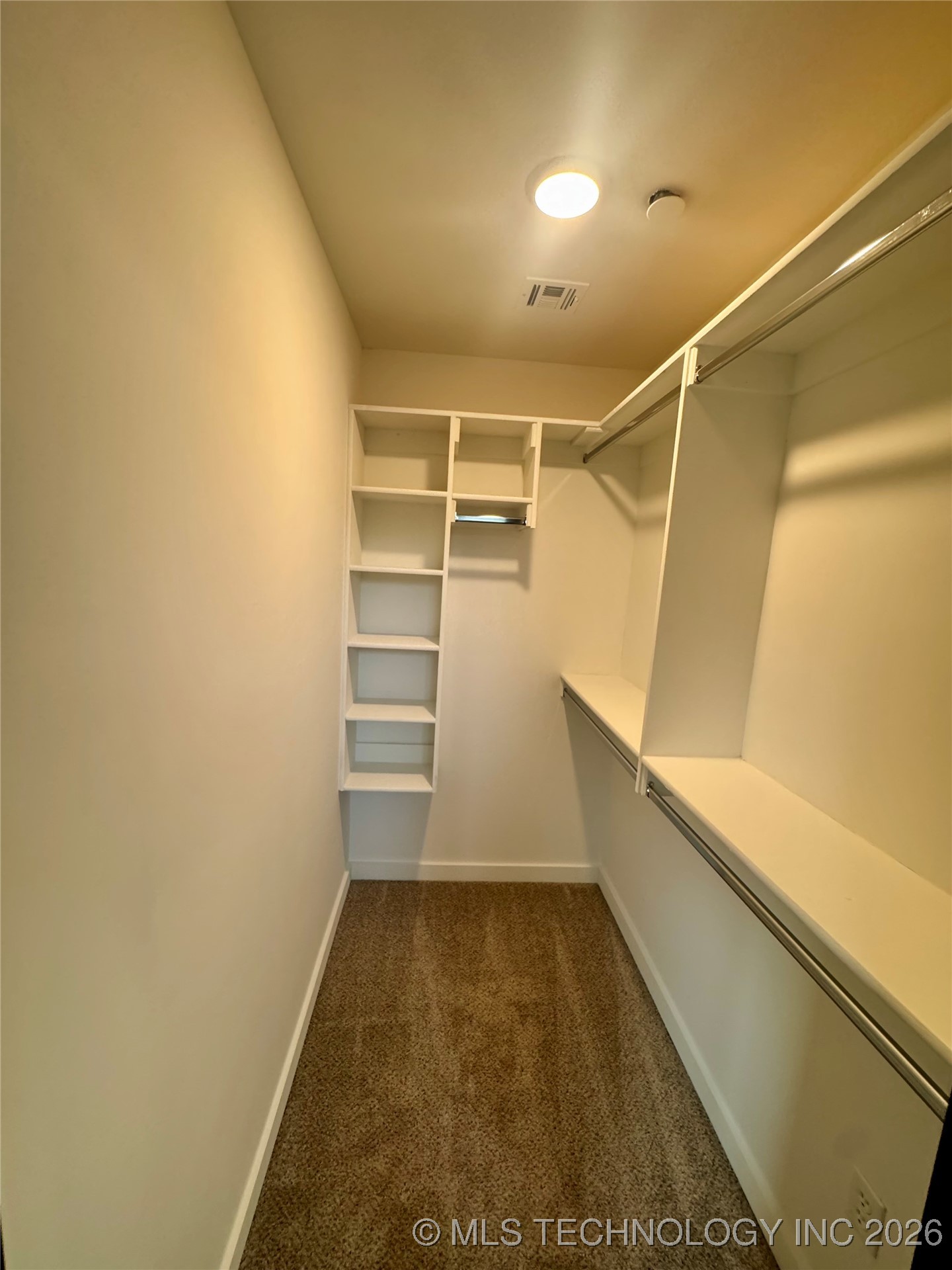 7509 S Chestnut Avenue Property Photo 24