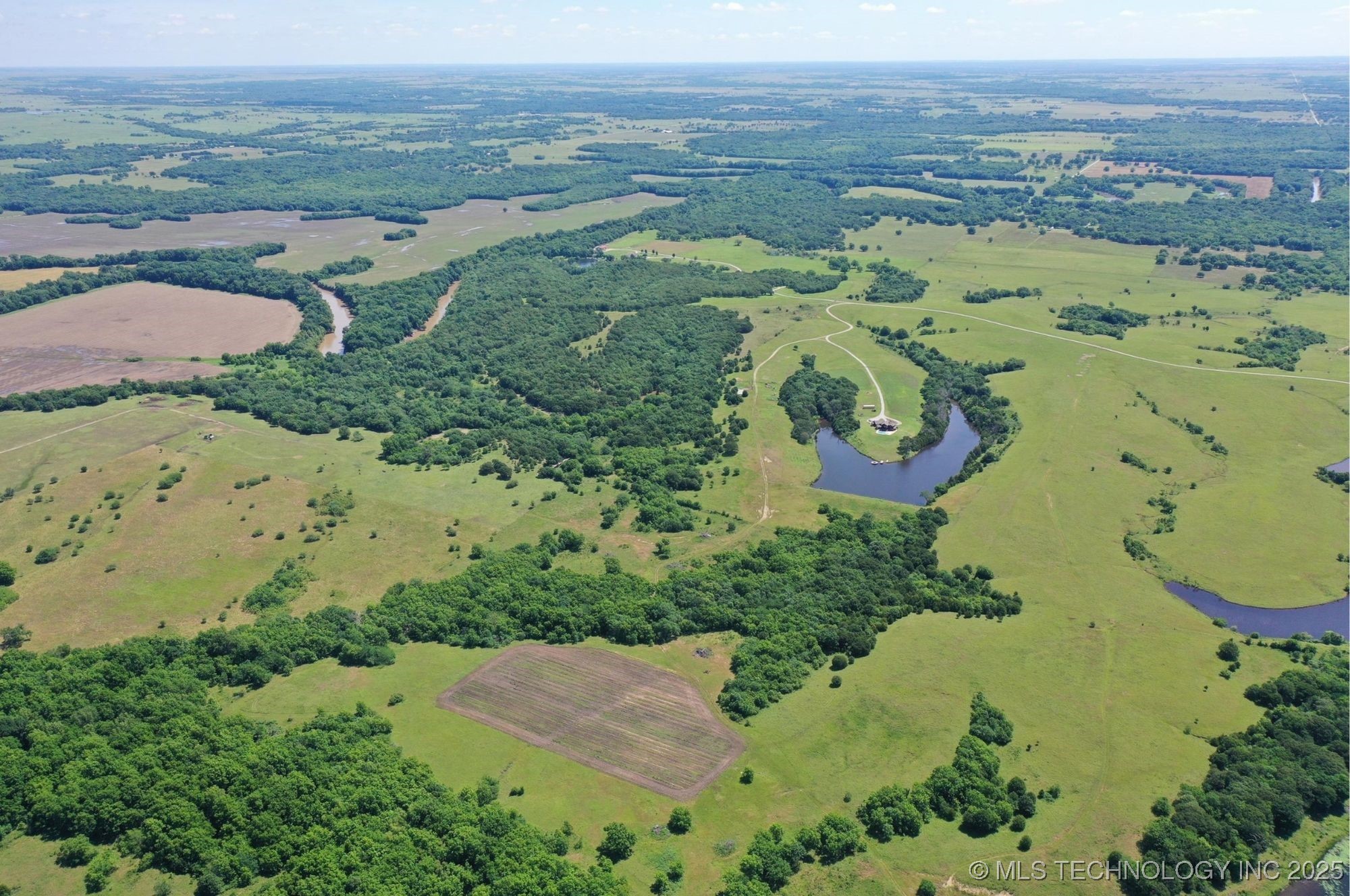 397790 W 2700 Road Property Photo 3