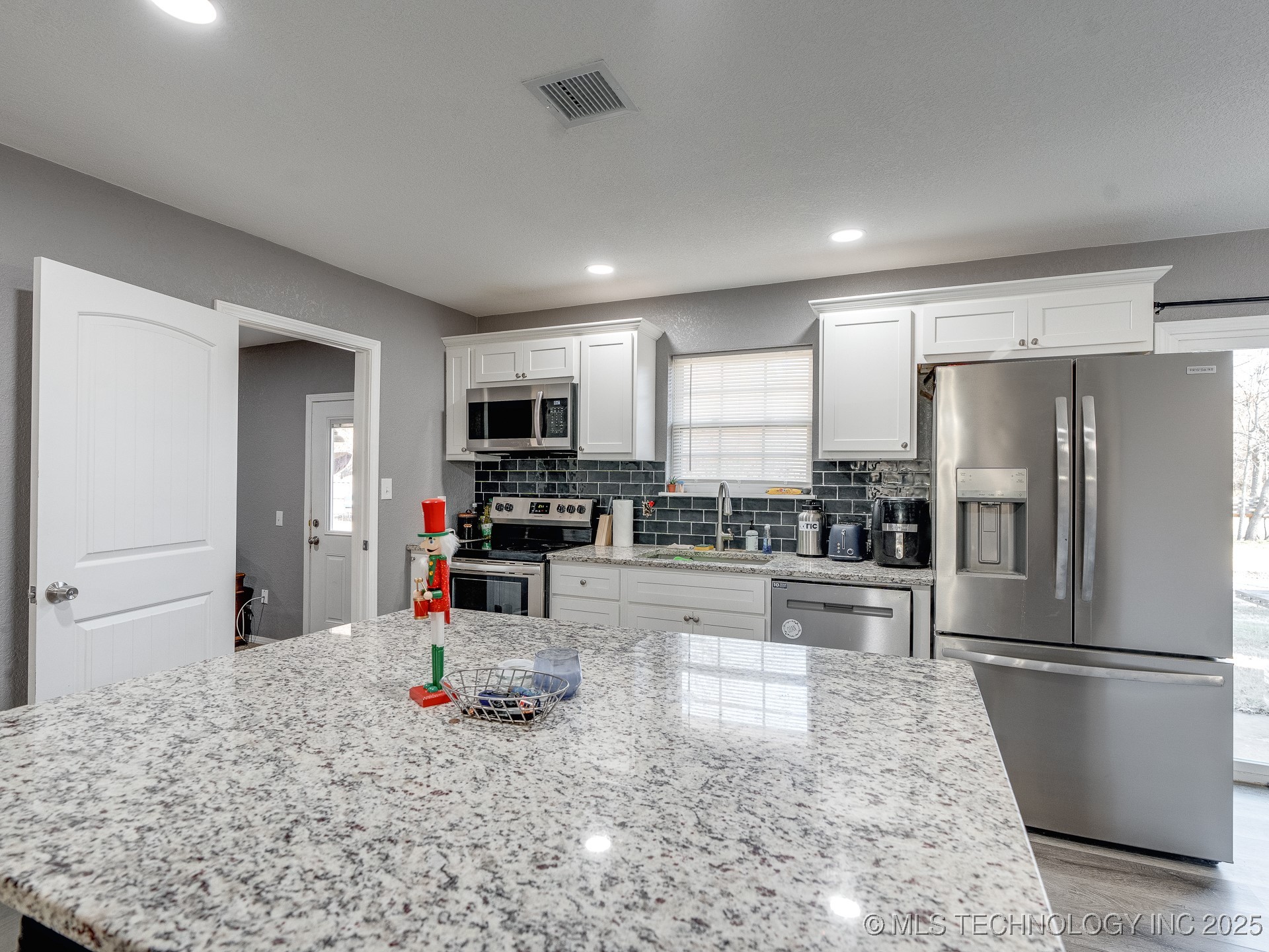 24073 N County Road 3292 Road Property Photo 13