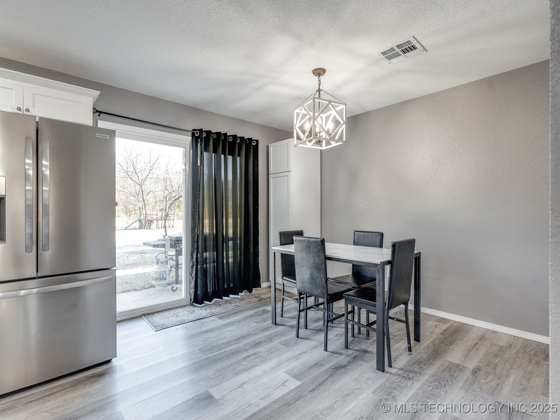 24073 N County Road 3292 Road Property Photo 17