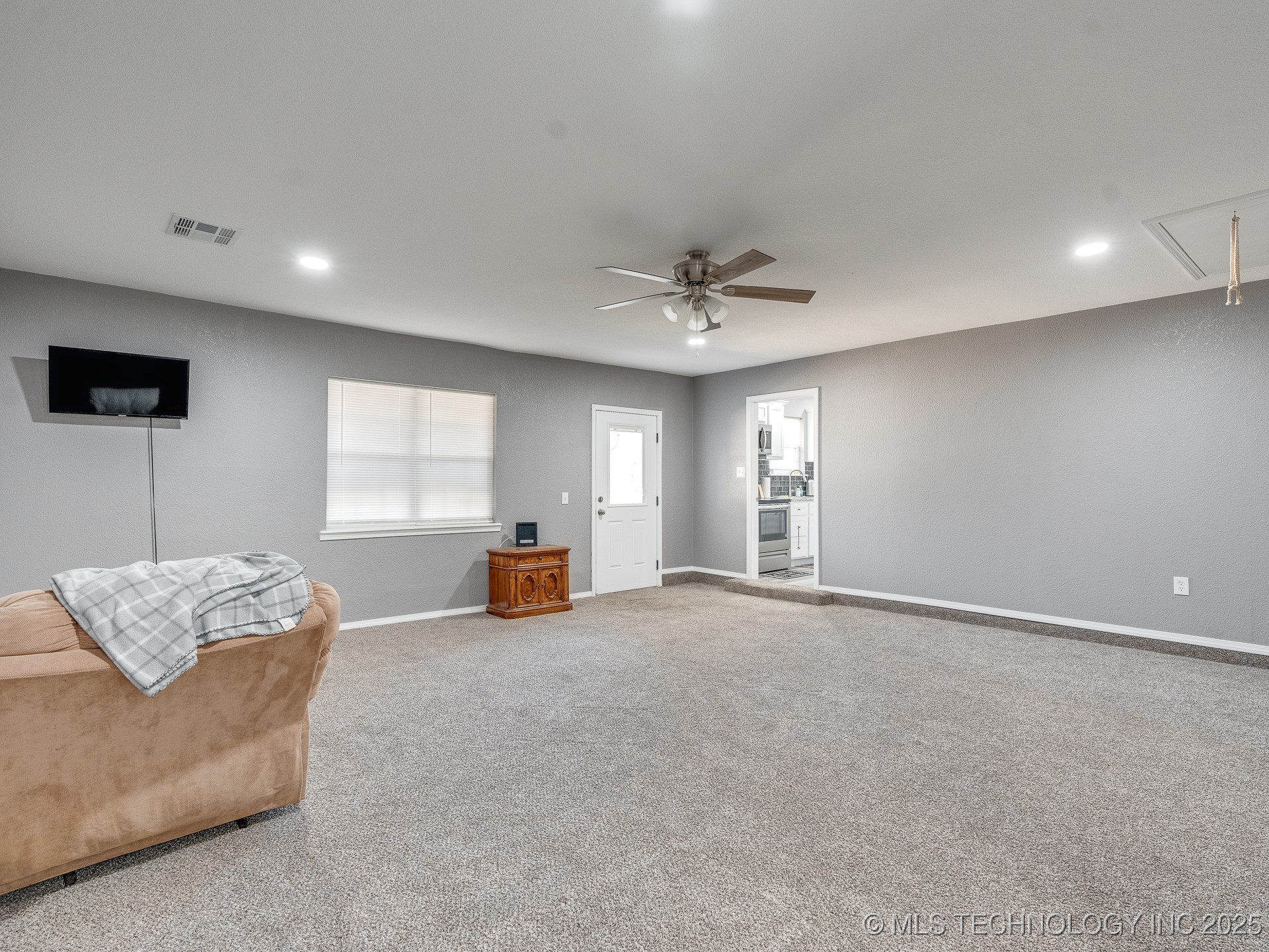 24073 N County Road 3292 Road Property Photo 21