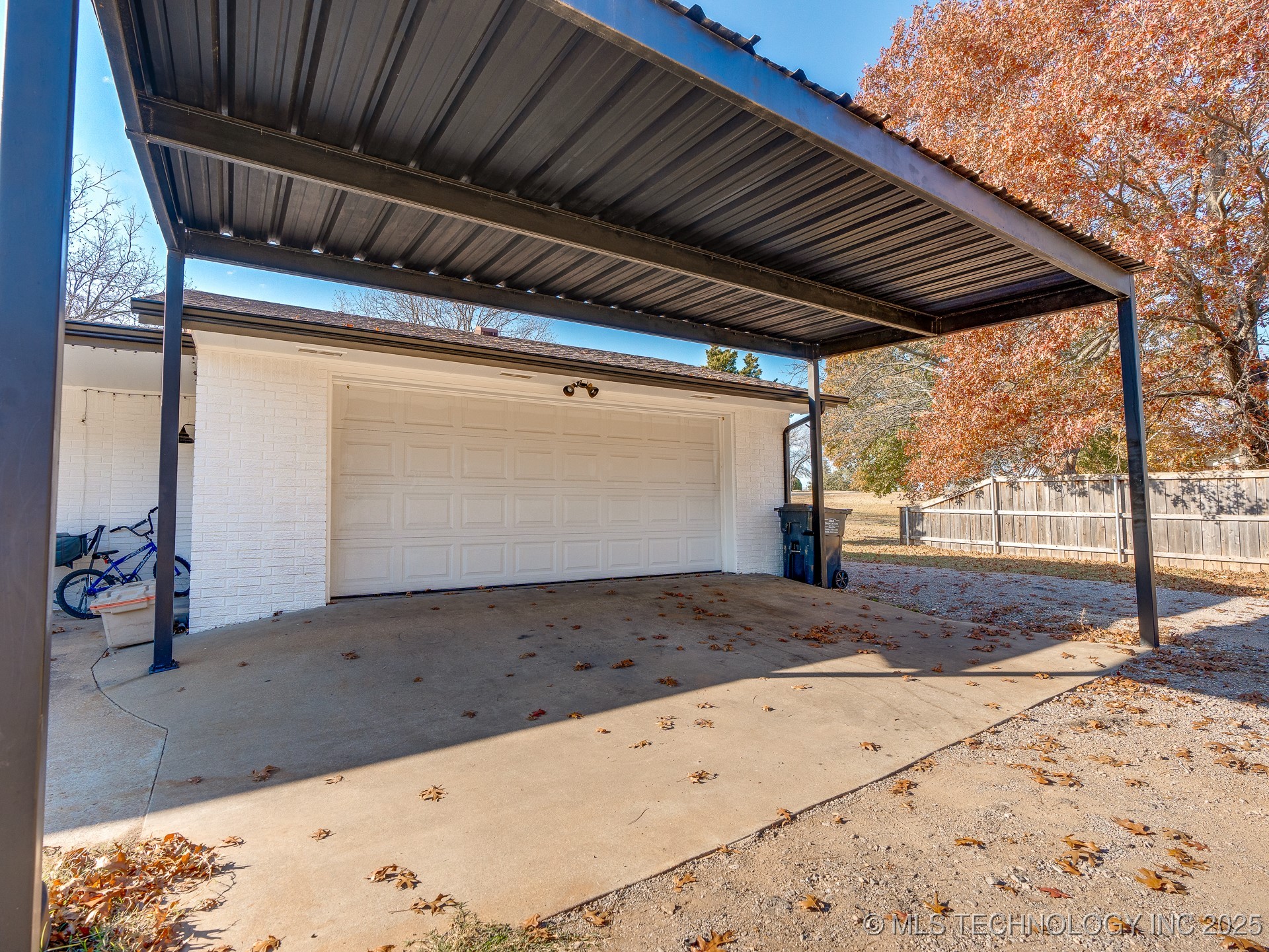 24073 N County Road 3292 Road Property Photo 43