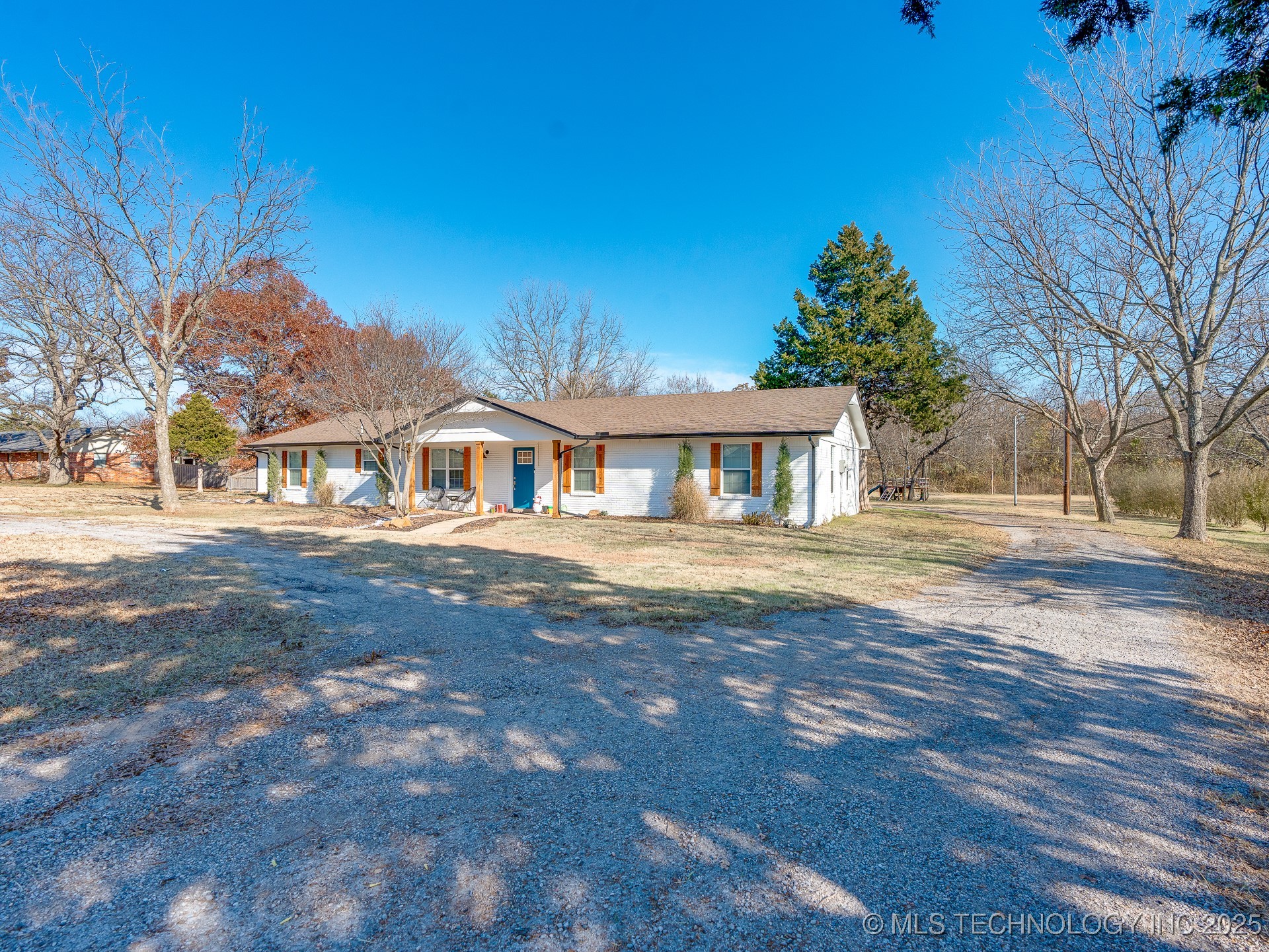 24073 N County Road 3292 Road Property Photo 47