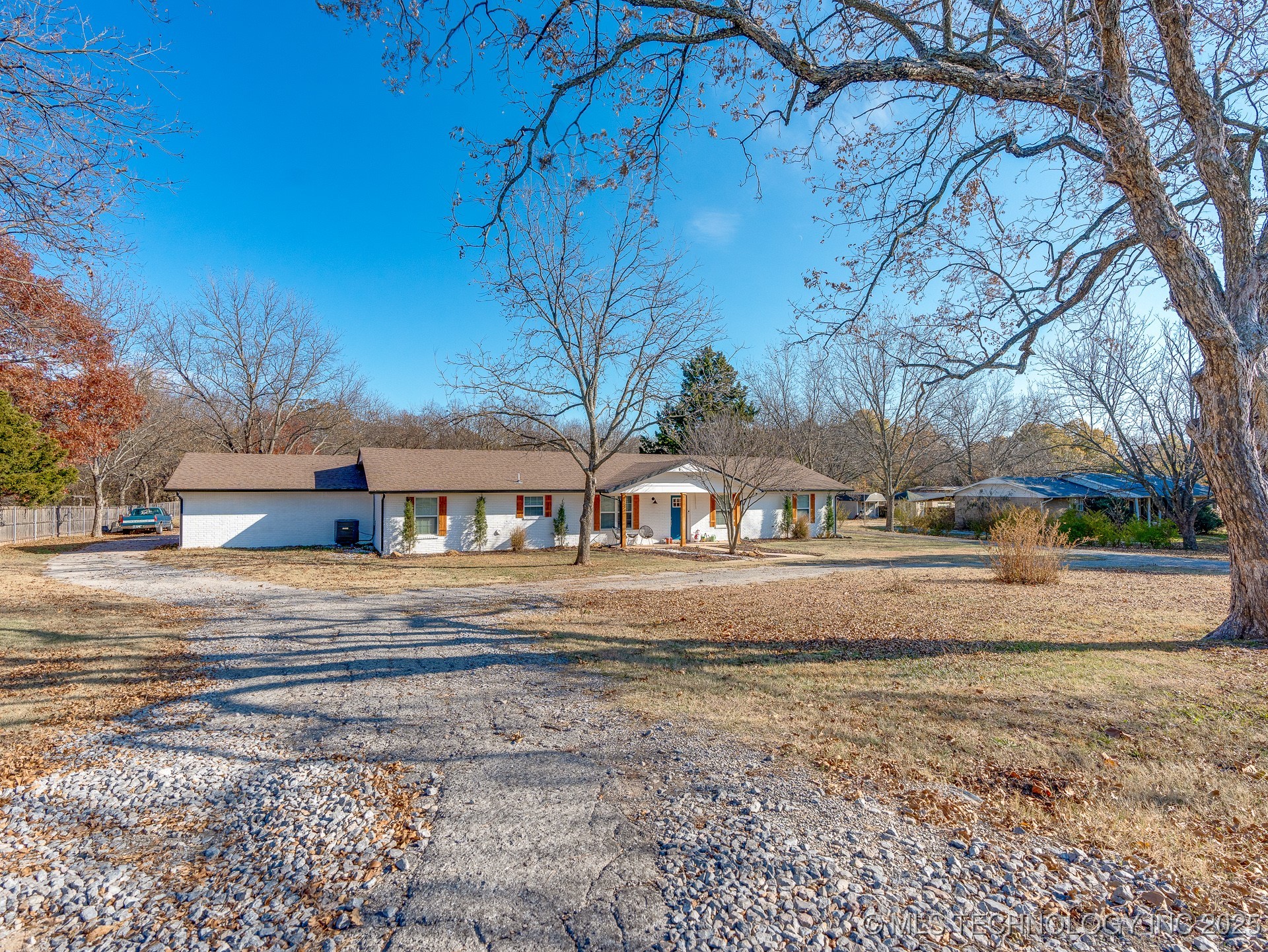 24073 N County Road 3292 Road Property Photo 48