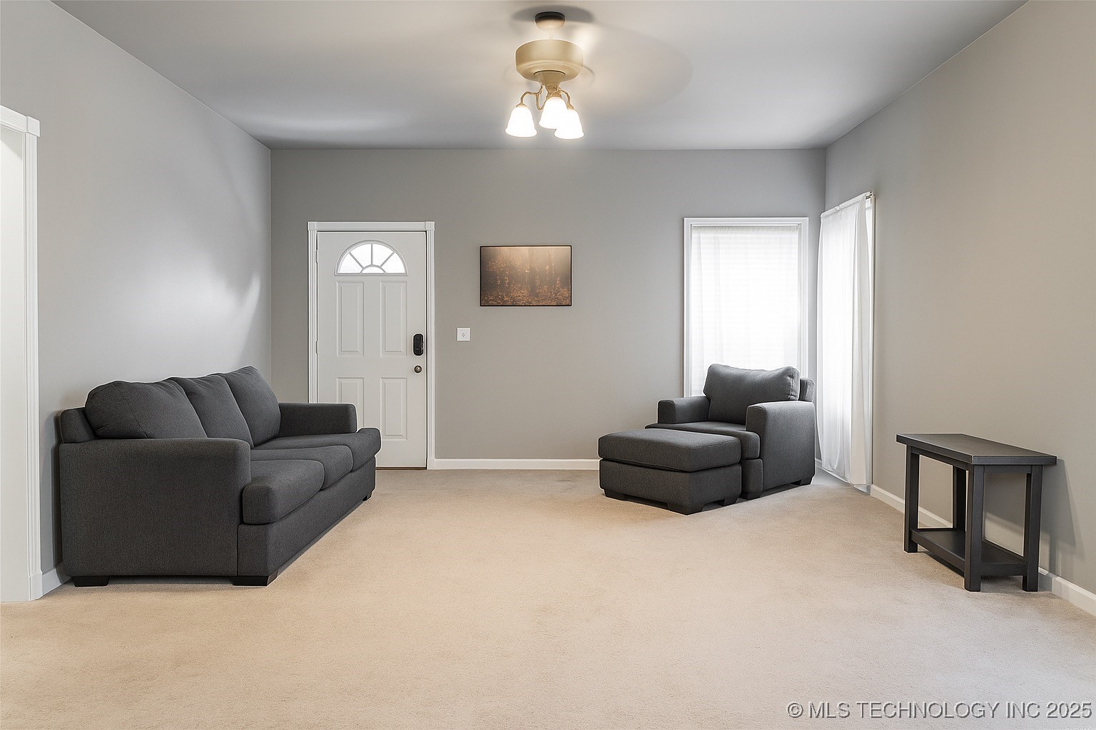 1719 Leahy Avenue Property Photo 4