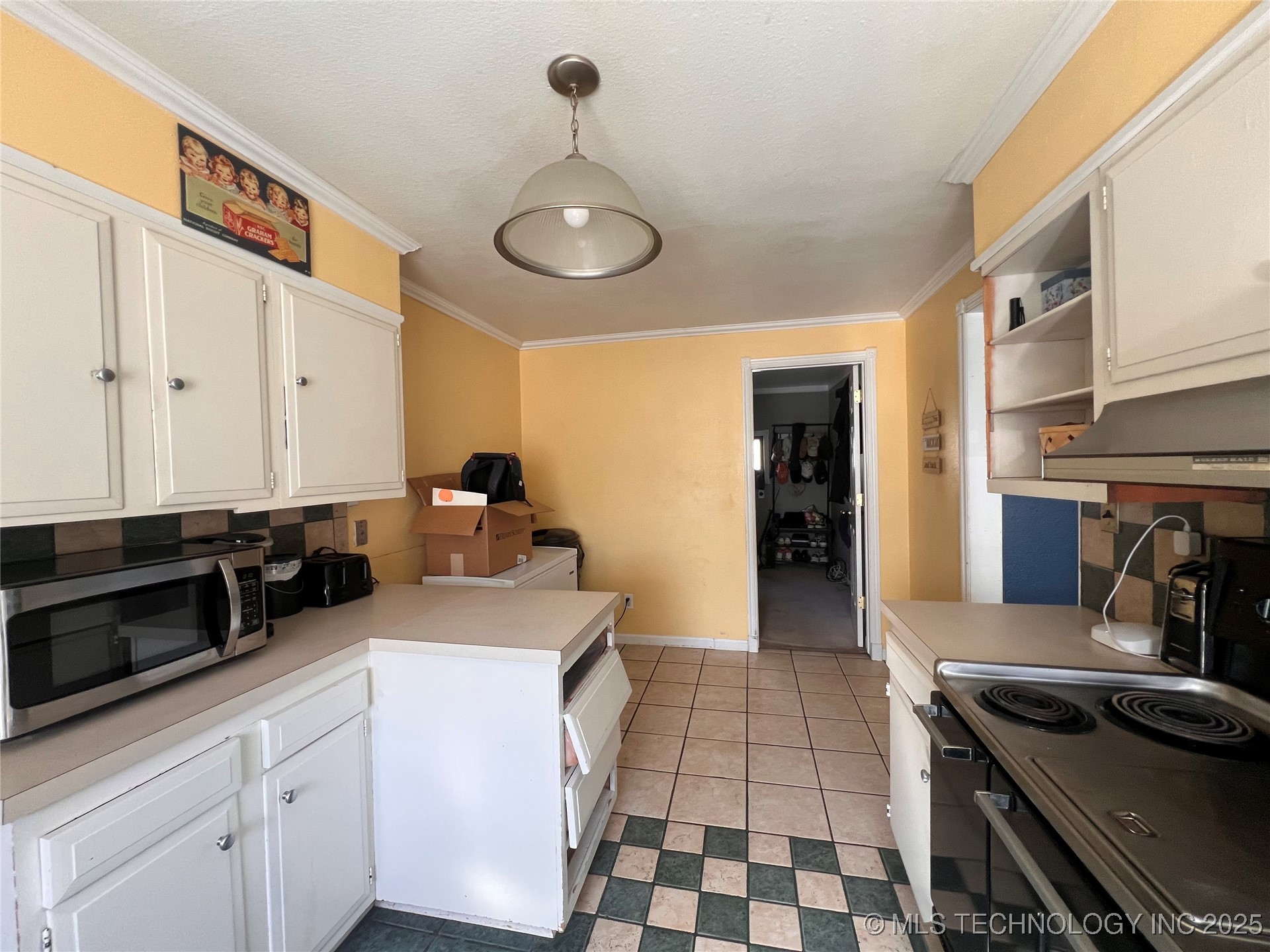 1719 Leahy Avenue Property Photo 15