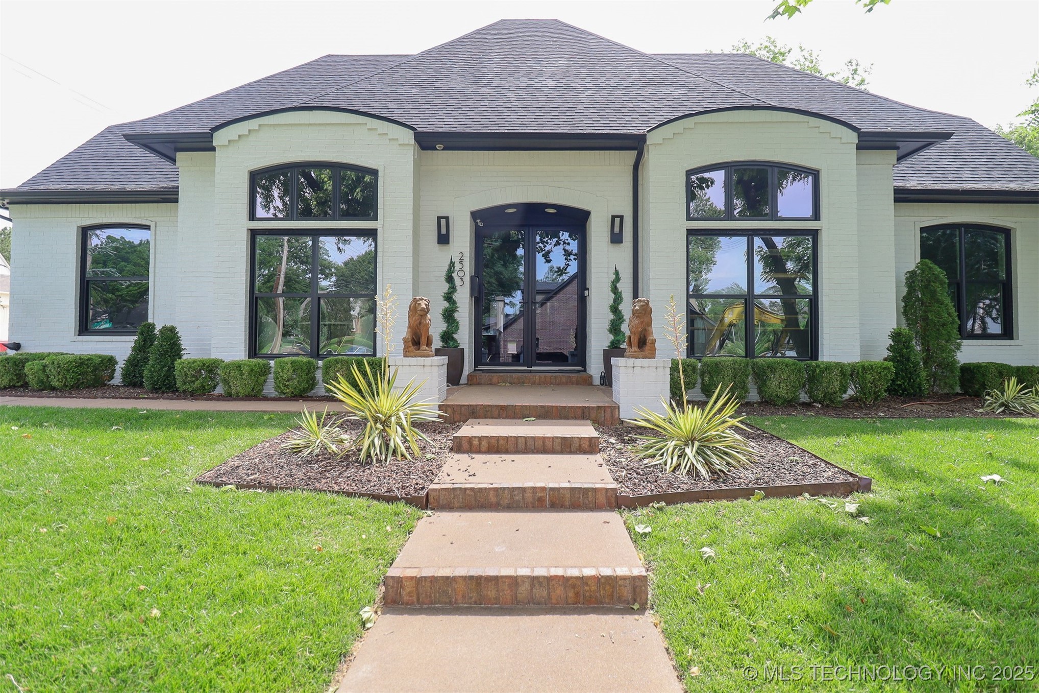 2503 S Birmingham Avenue Property Photo 4