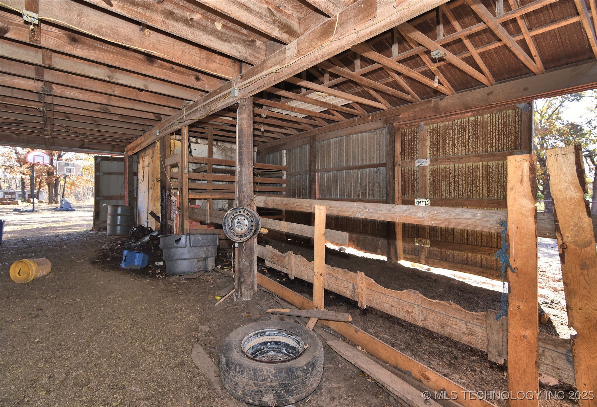 5575 Rizley Road Property Photo 8