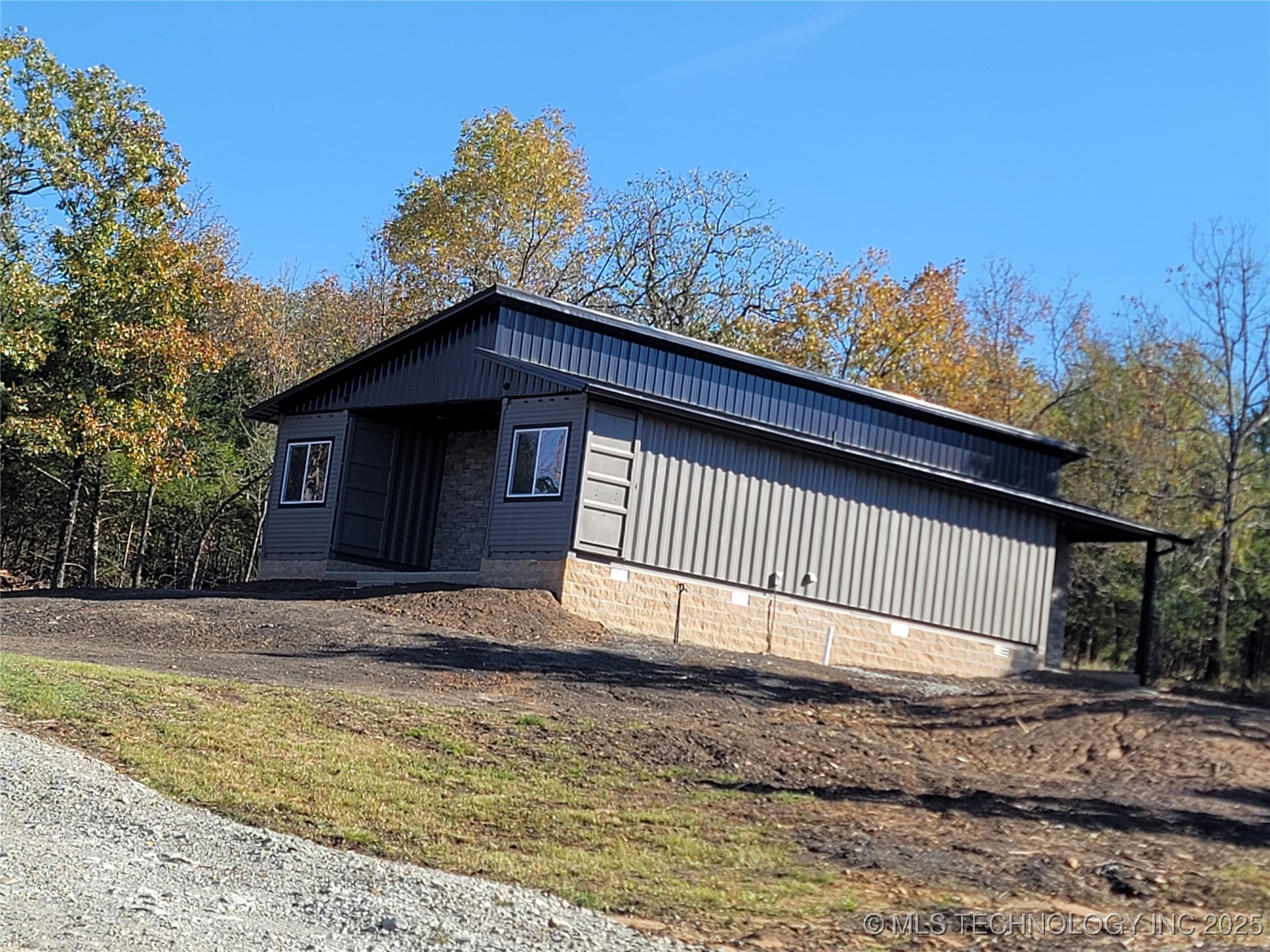 116401 S 4299 Road Property Photo 5