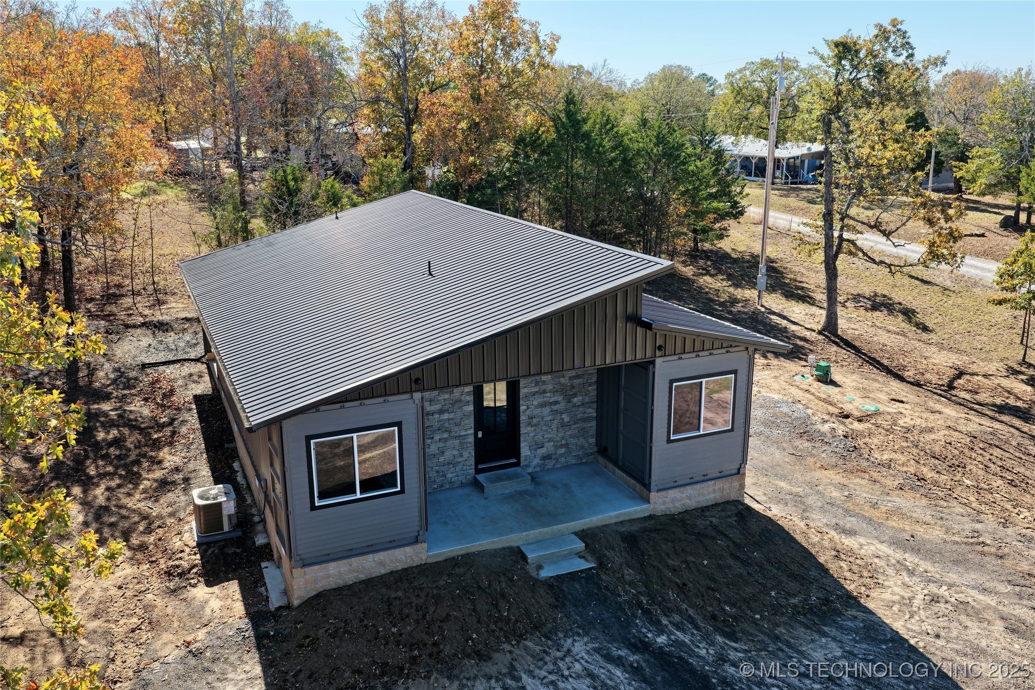 116401 S 4299 Road Property Photo 6