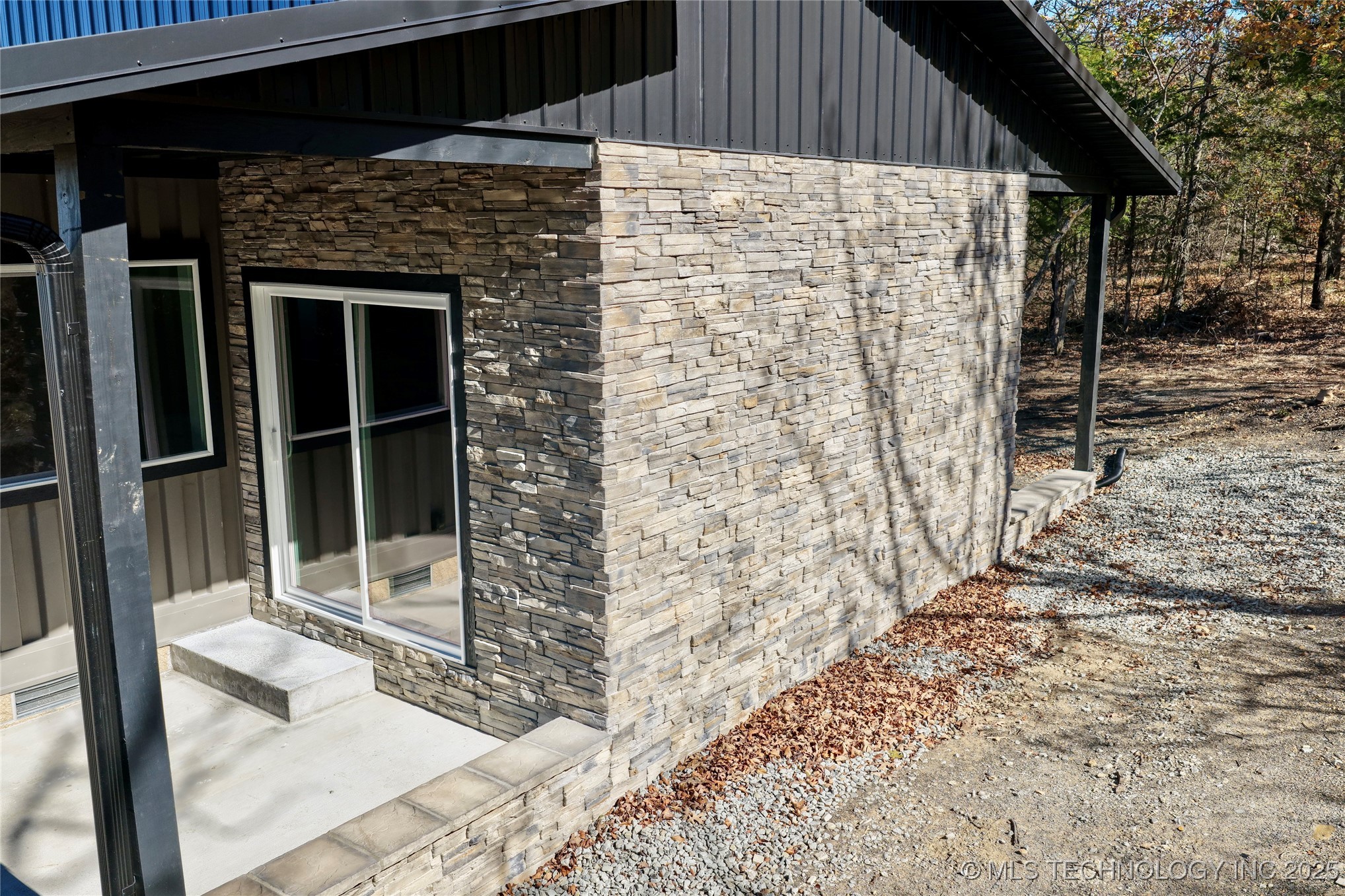 116401 S 4299 Road Property Photo 18