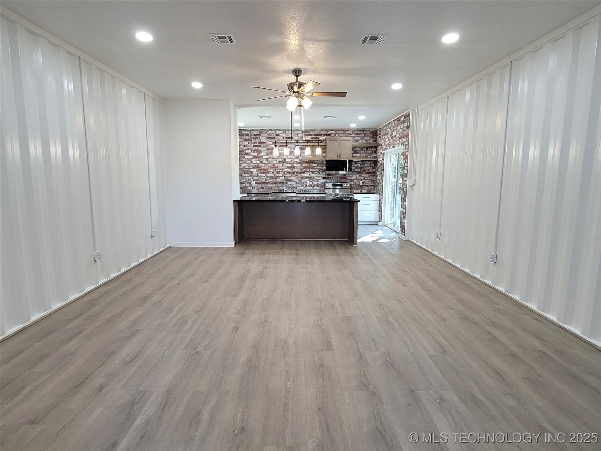 116401 S 4299 Road Property Photo 21