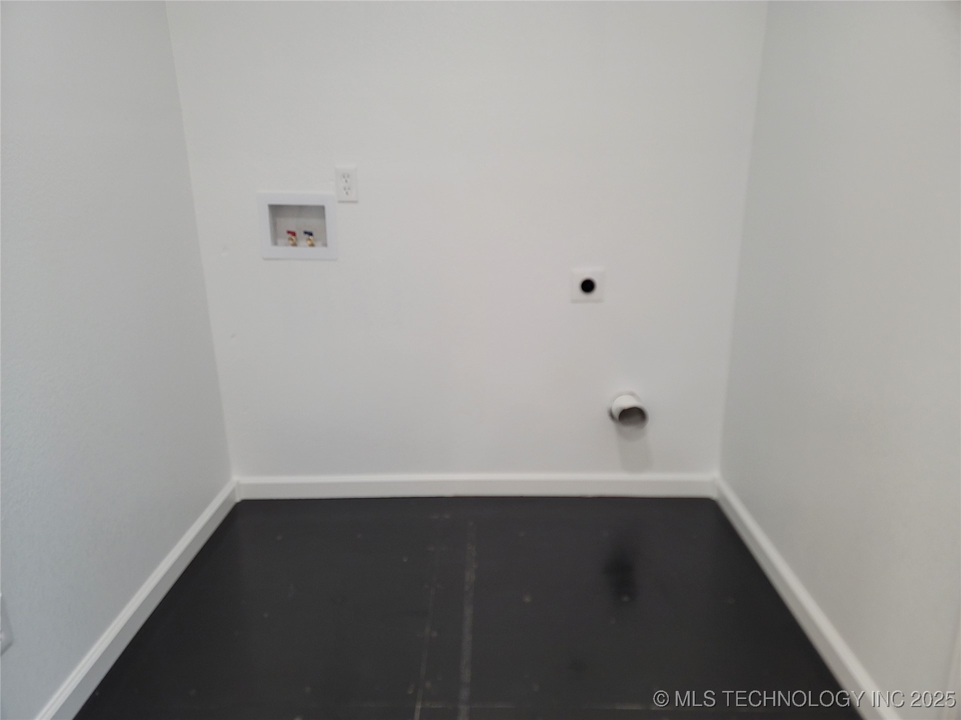 116401 S 4299 Road Property Photo 29