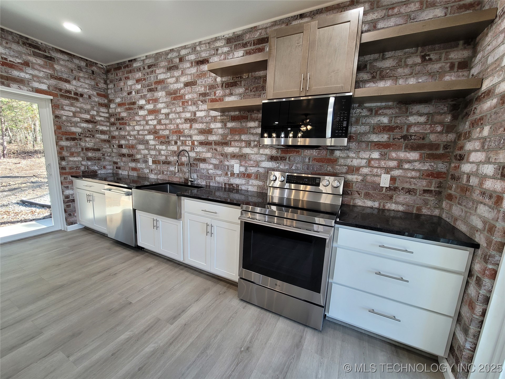 116401 S 4299 Road Property Photo 43