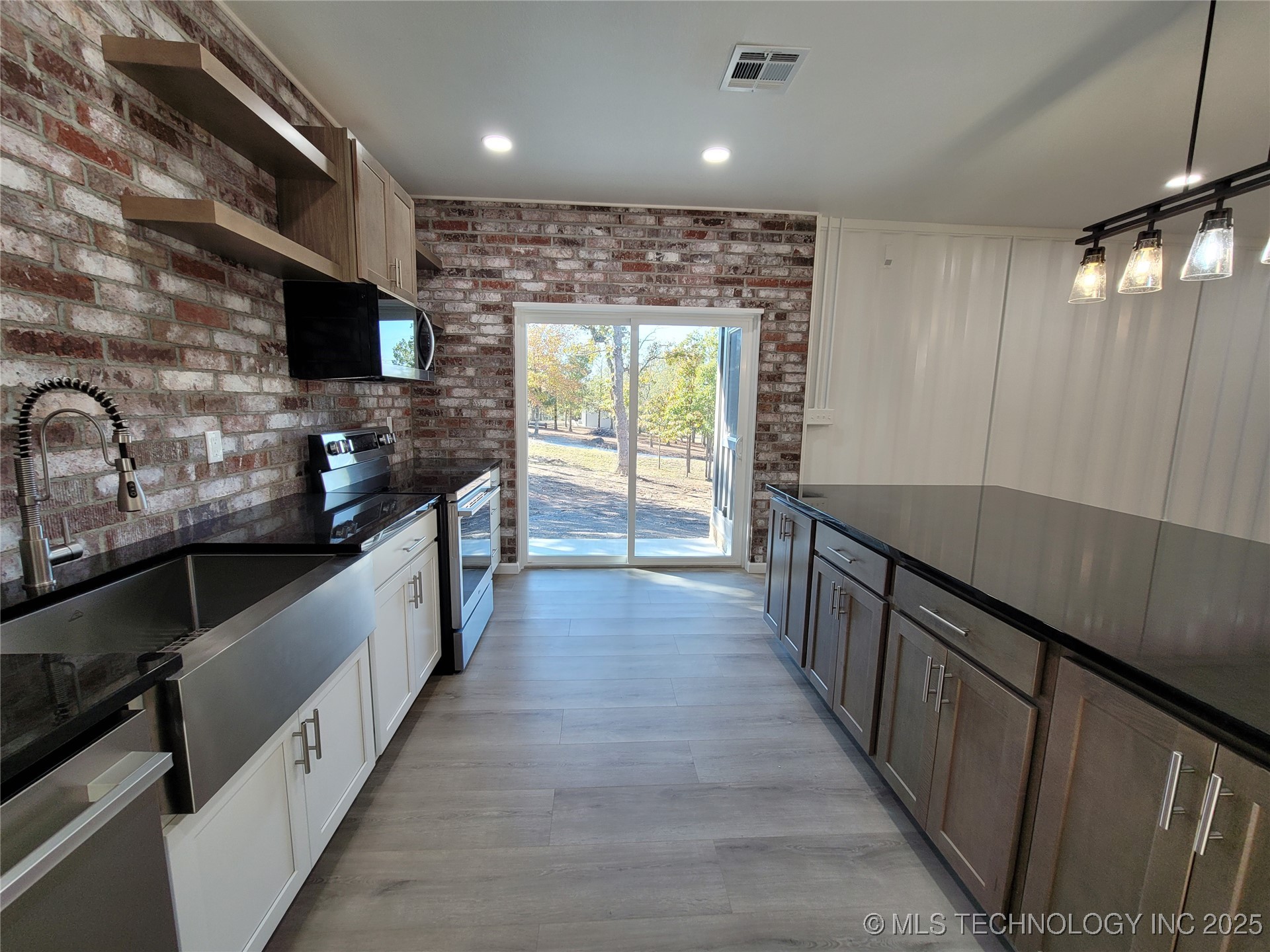 116401 S 4299 Road Property Photo 45