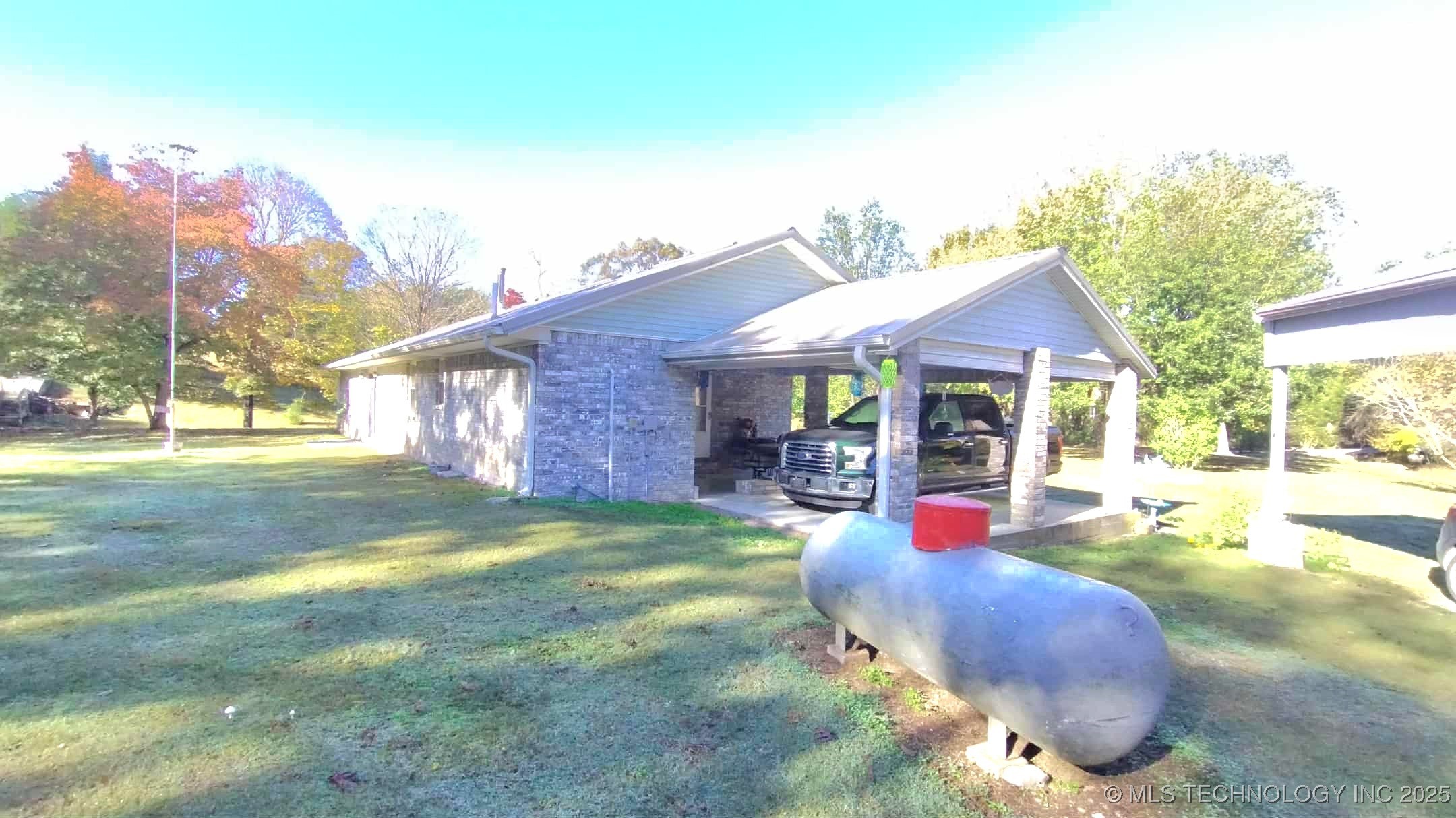 77511 S 4715 Property Photo 5