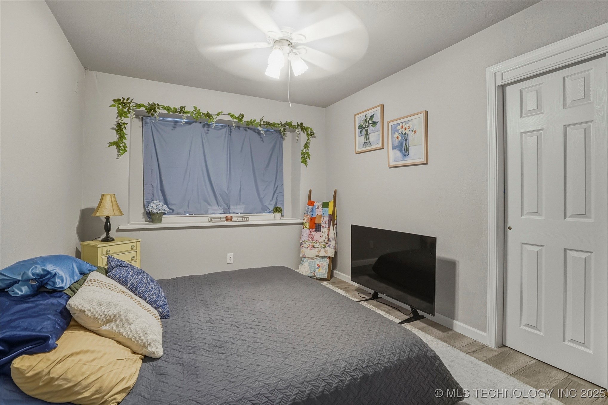 4529 E 24th West Avenue Property Photo 20