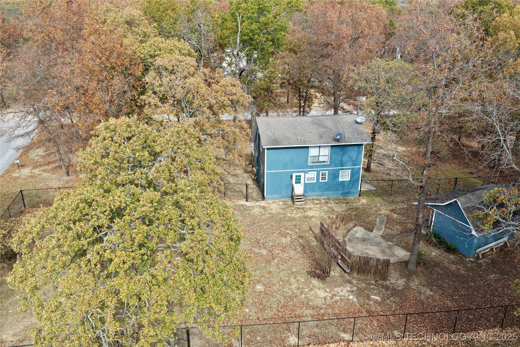 116785 S 4214 Road Property Photo 9