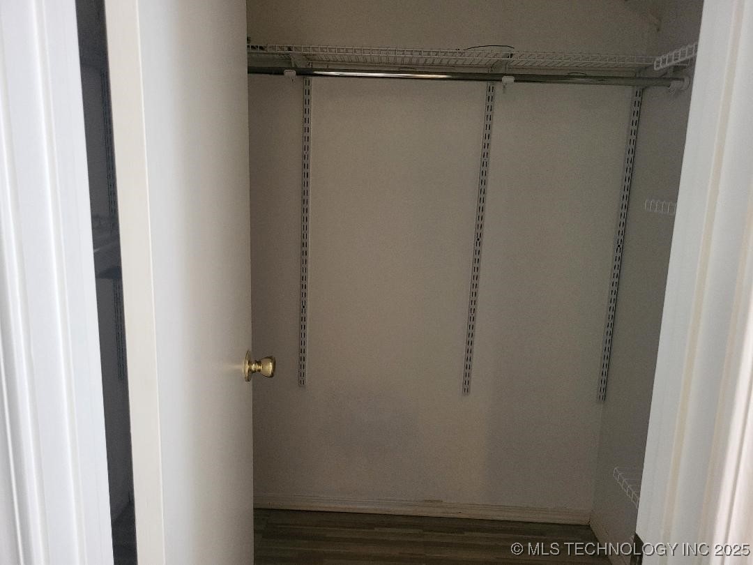 506 Garden Lane Property Photo 6