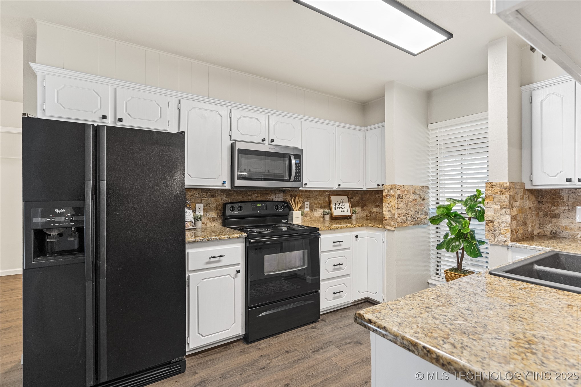 3419 State Highway 199 Property Photo 12