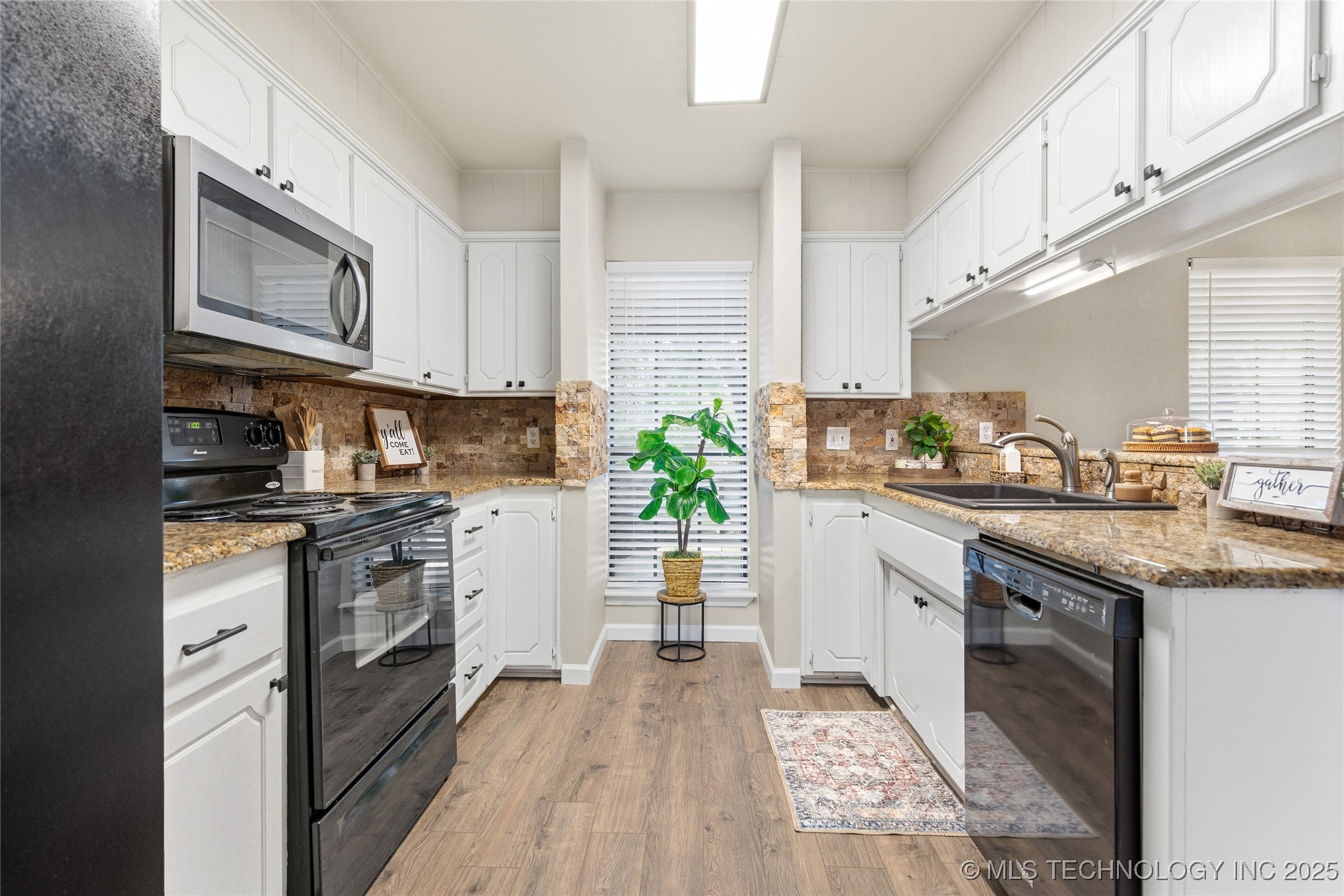 3419 State Highway 199 Property Photo 13