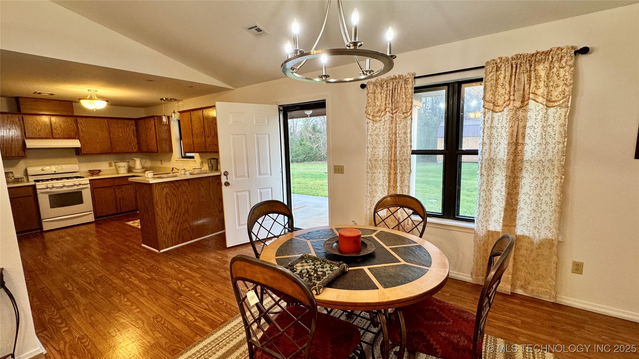 11634 Ok-3 Property Photo 9