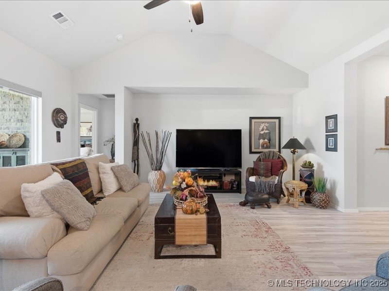 7211 E 131st Place S Property Photo 6