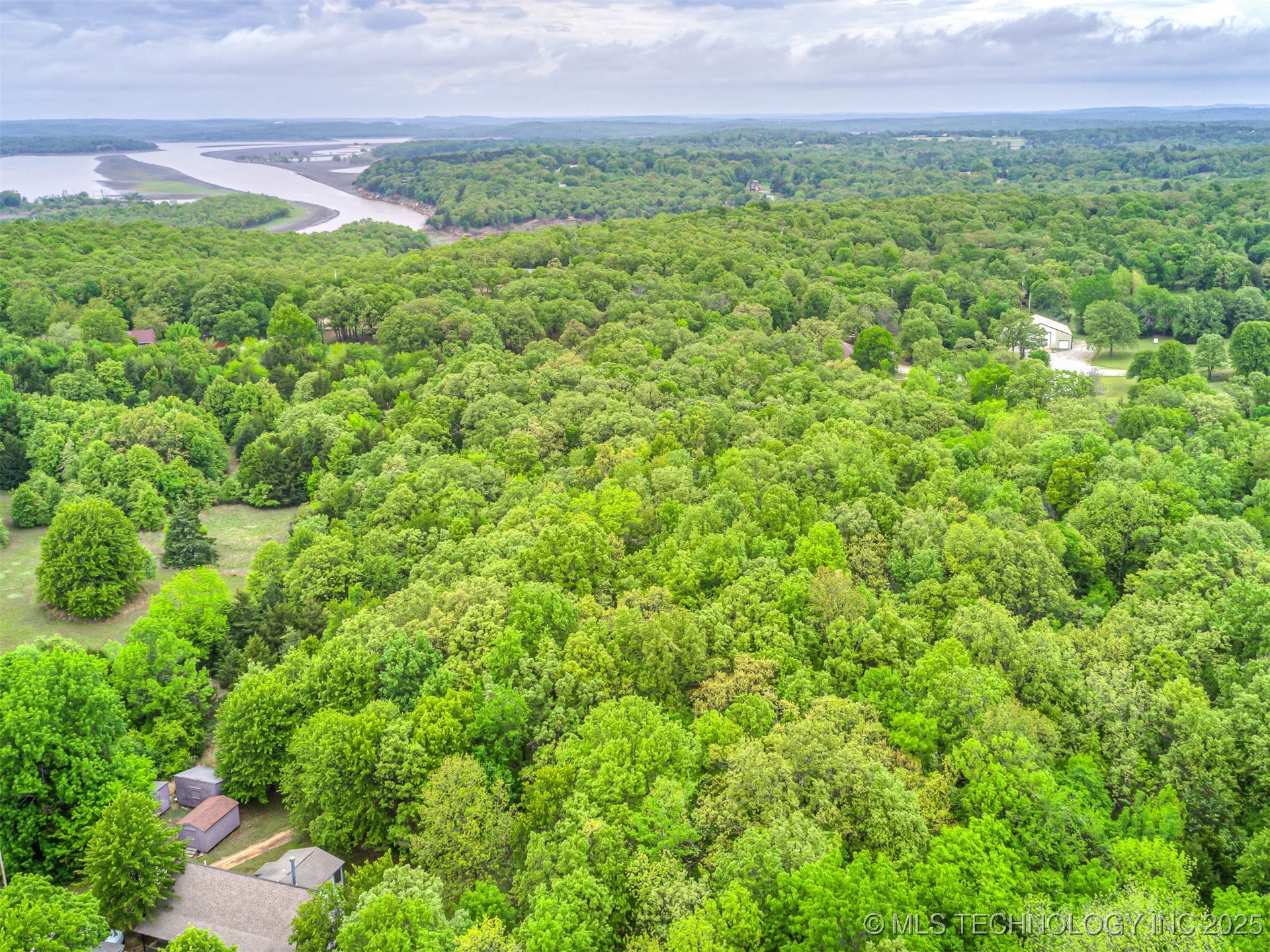 3891 Fox Run Road Property Photo 10