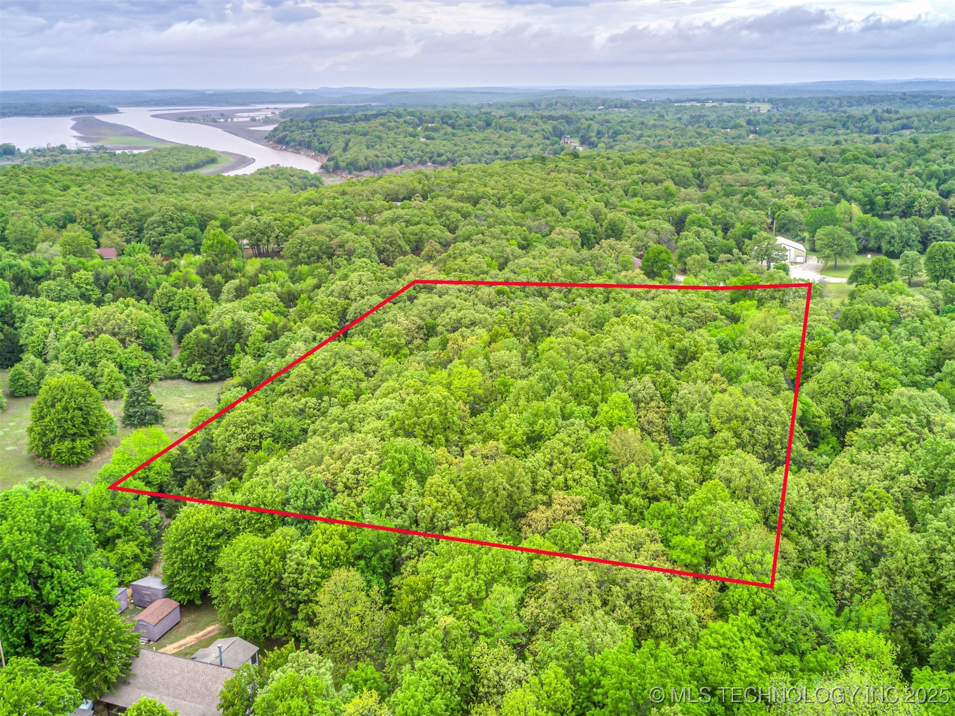 3891 Fox Run Road Property Photo 11