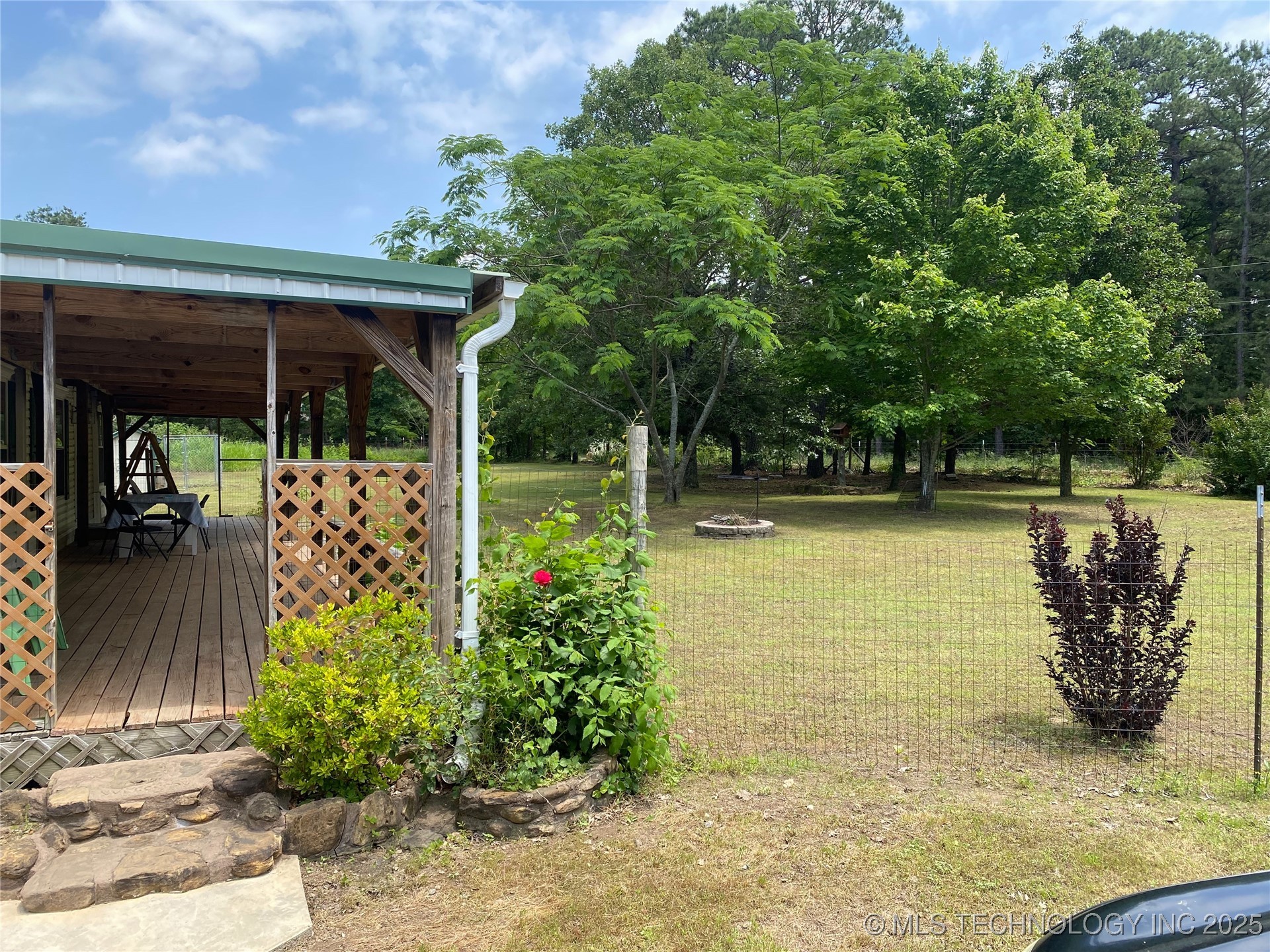 476359 E 791 Road Property Photo 2