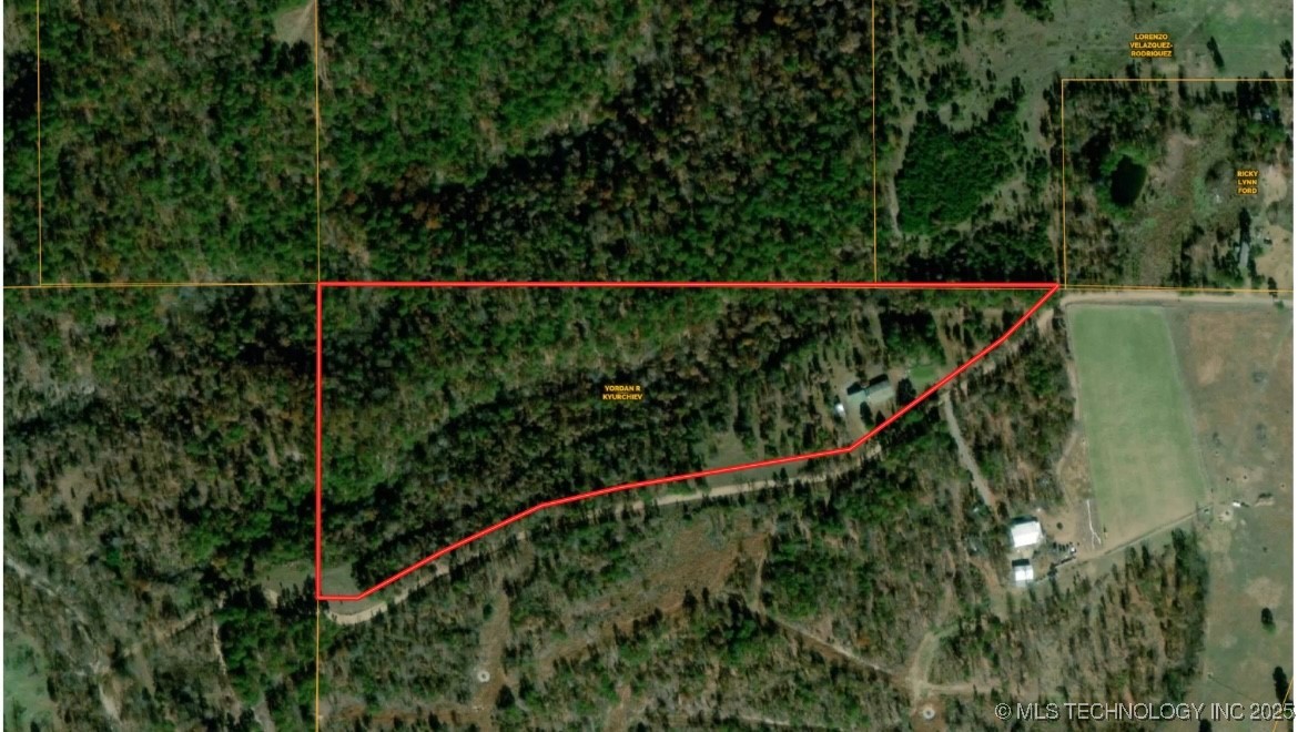 476359 E 791 Road Property Photo 3