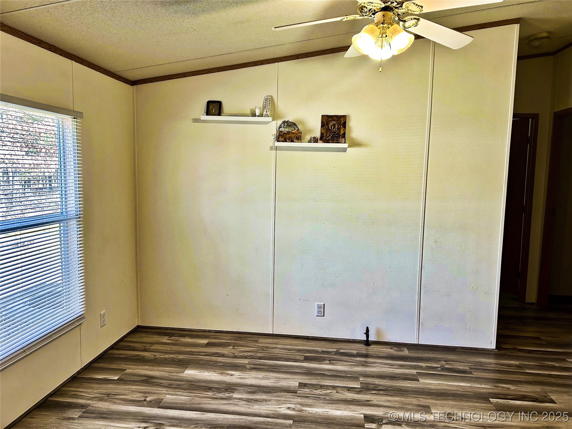 476359 E 791 Road Property Photo 12