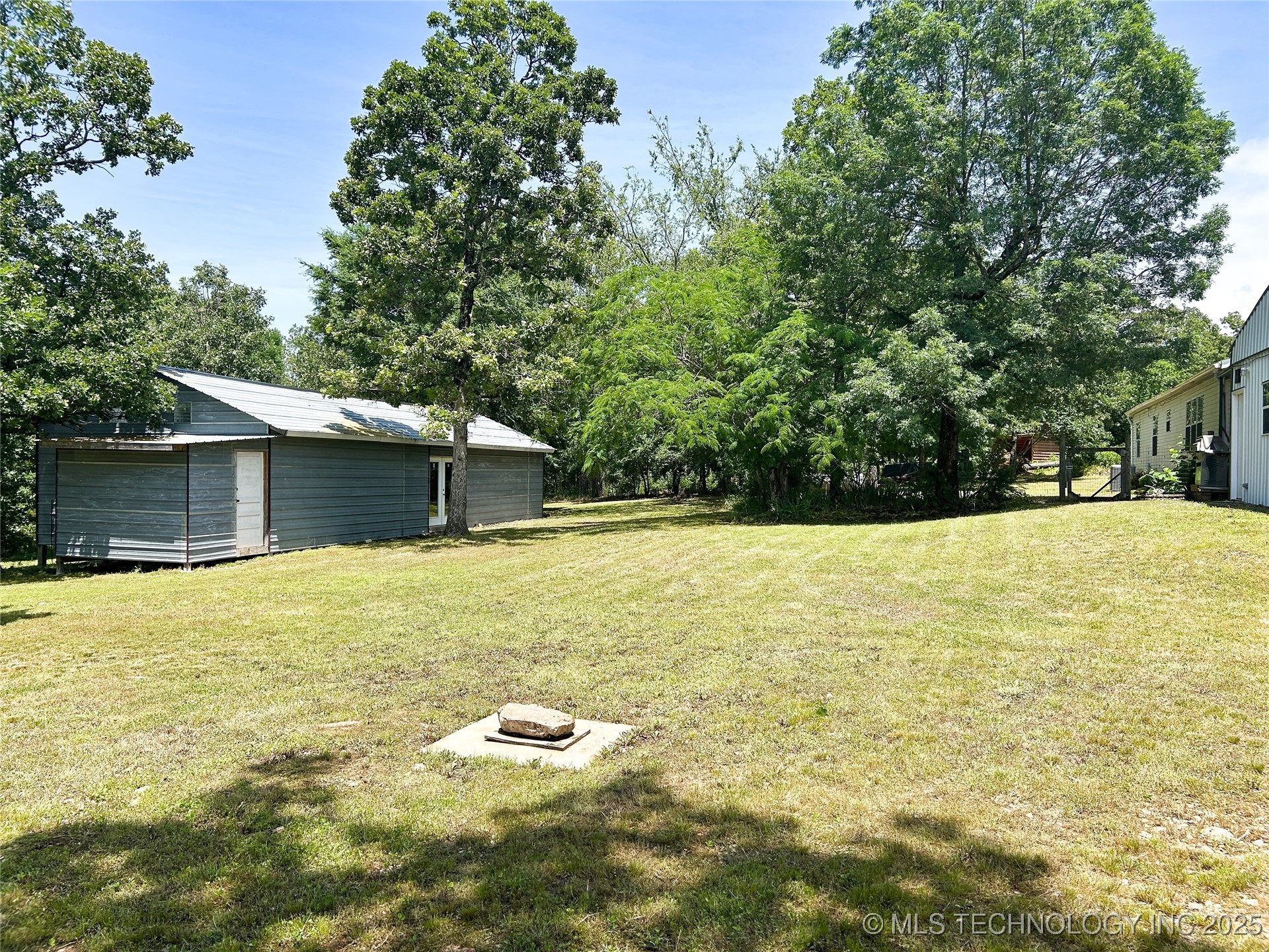 476359 E 791 Road Property Photo 26