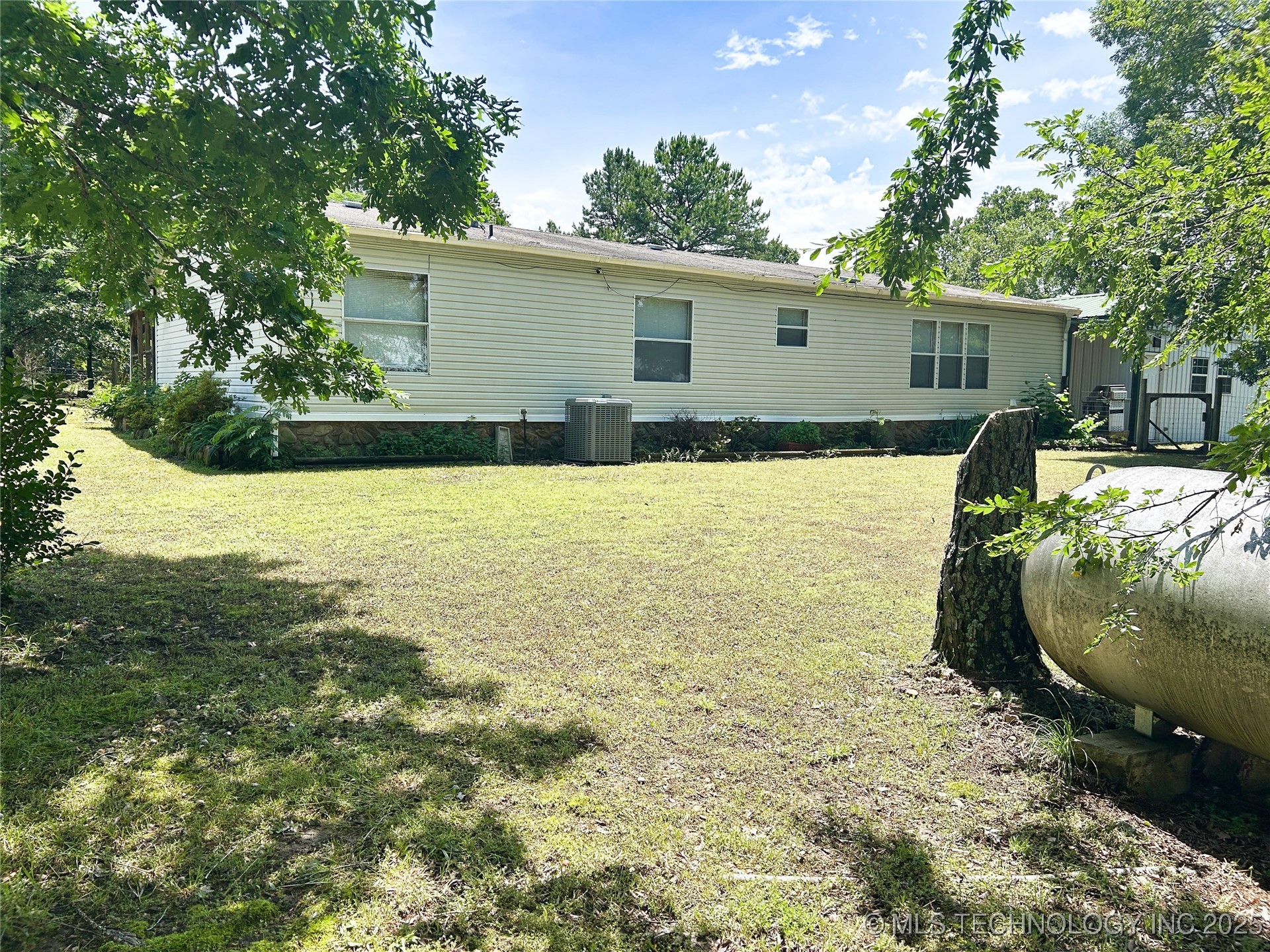 476359 E 791 Road Property Photo 32